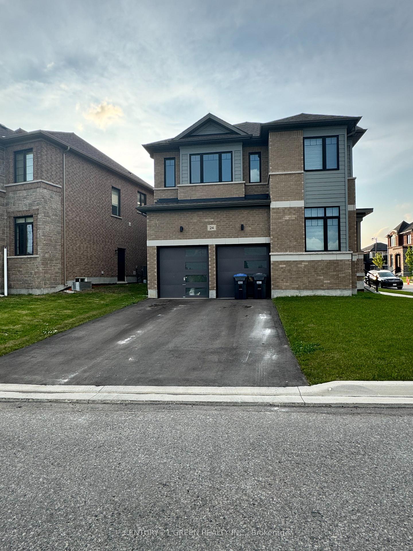 Photo 4 of 24 Madawaska Road, Caledon, Rural Caledon — HOMEH