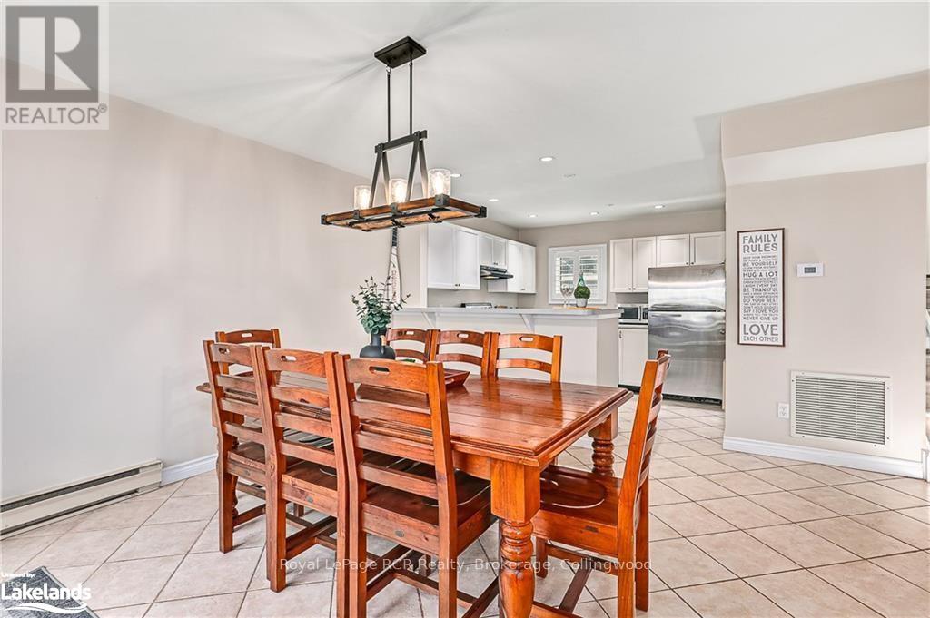 Photo 10 of 402 Mariners Way, Collingwood — HOMEH