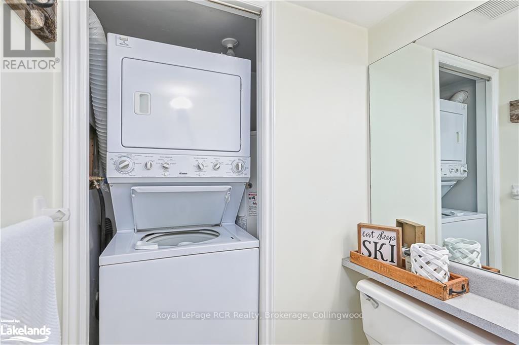 Photo 16 of 402 Mariners Way, Collingwood — HOMEH