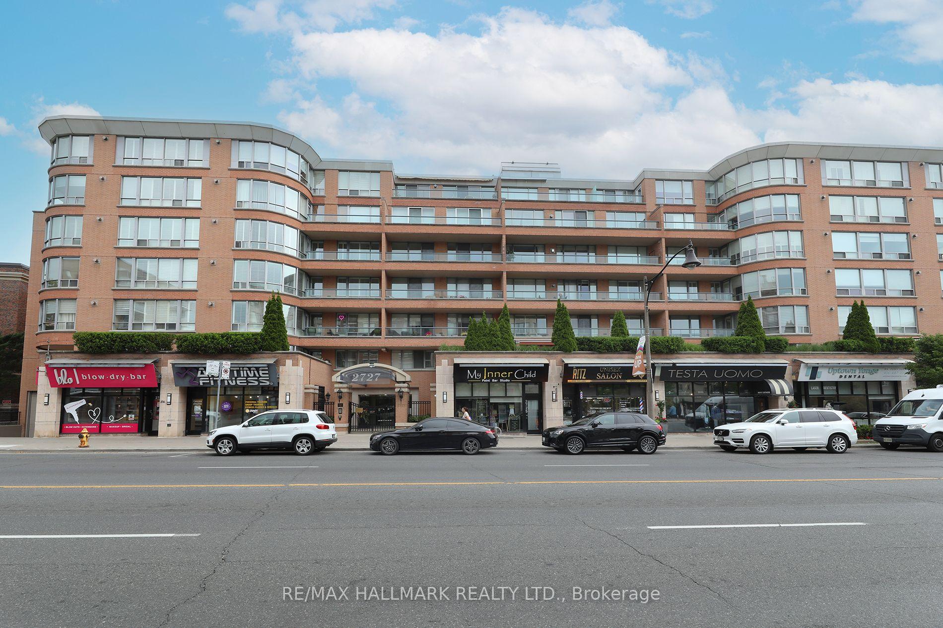 Front of Unit 609, 2727 Yonge Street