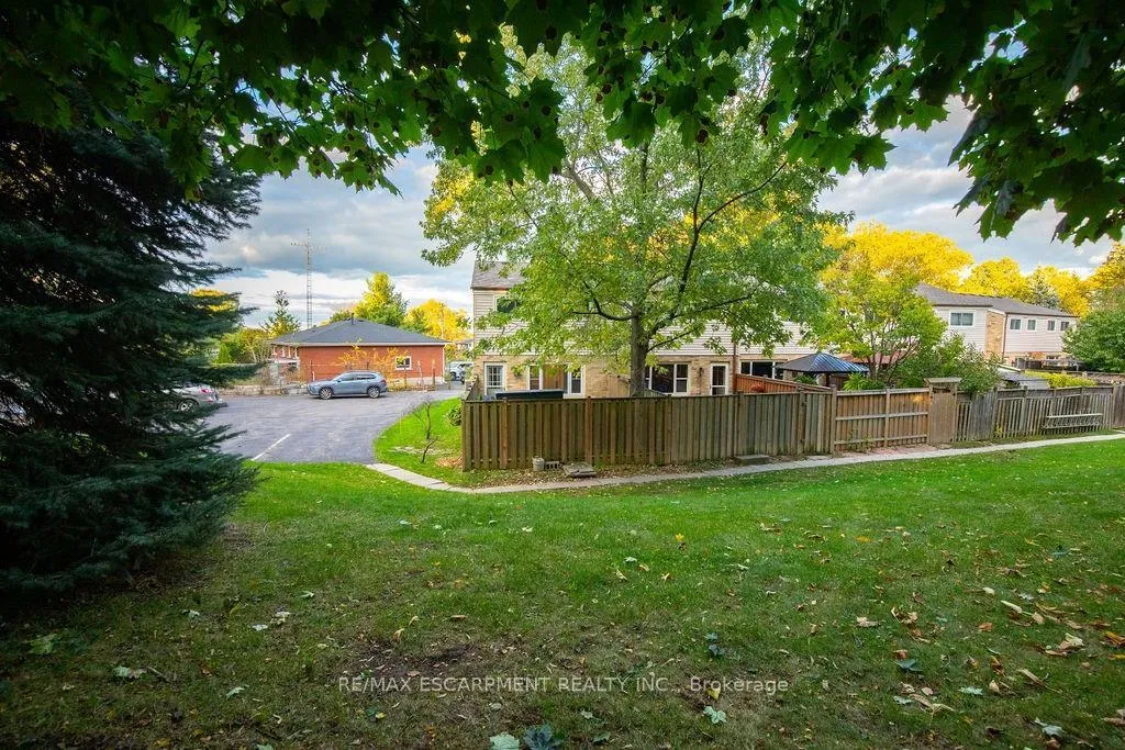 Photo 21 of 138 Victor Boulevard, Hamilton, Greeningdon — HOMEH