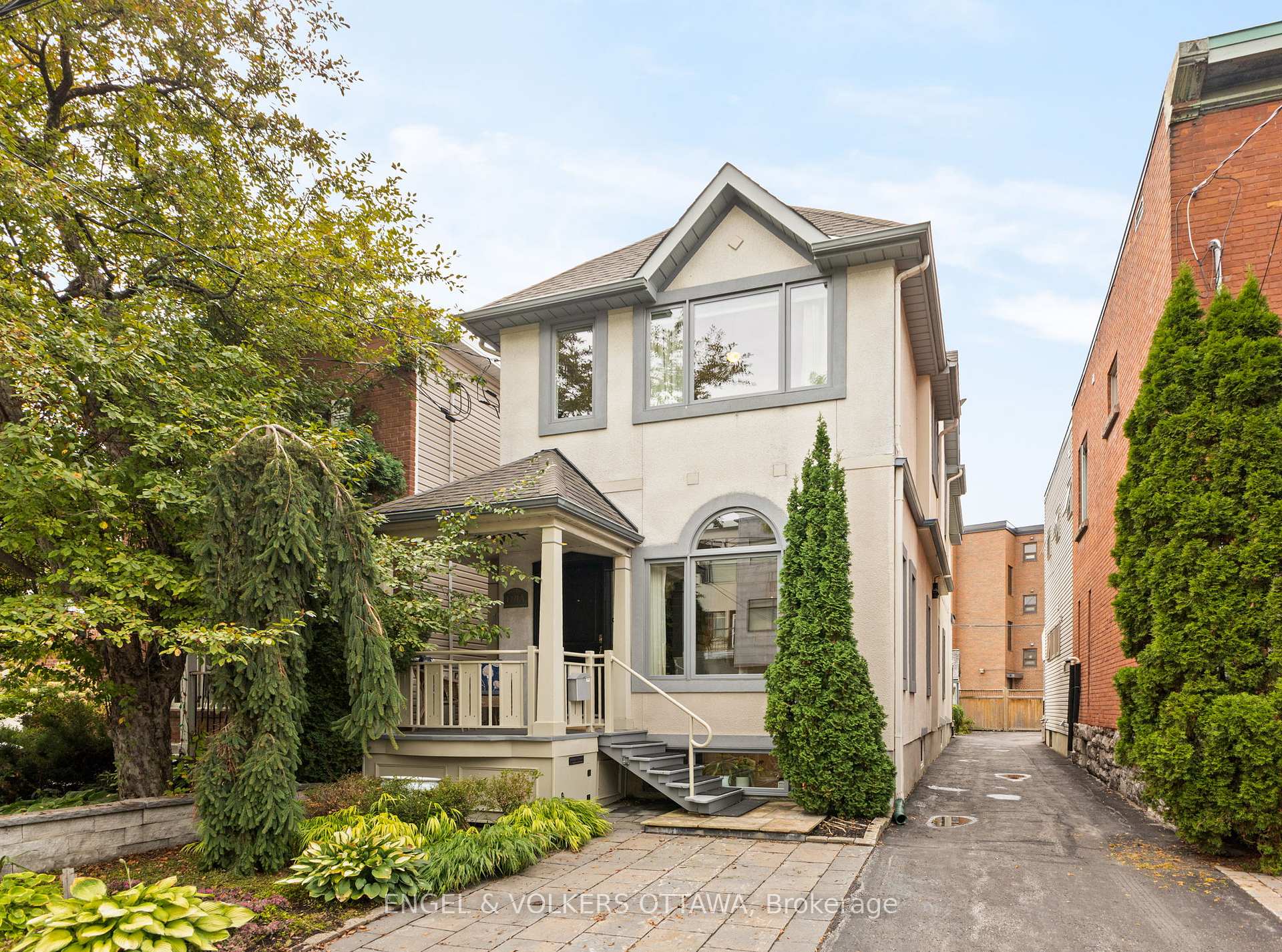 Photo 1 of Unit A, 120 Drummond Street, Ottawa, Ottawa East — HOMEH
