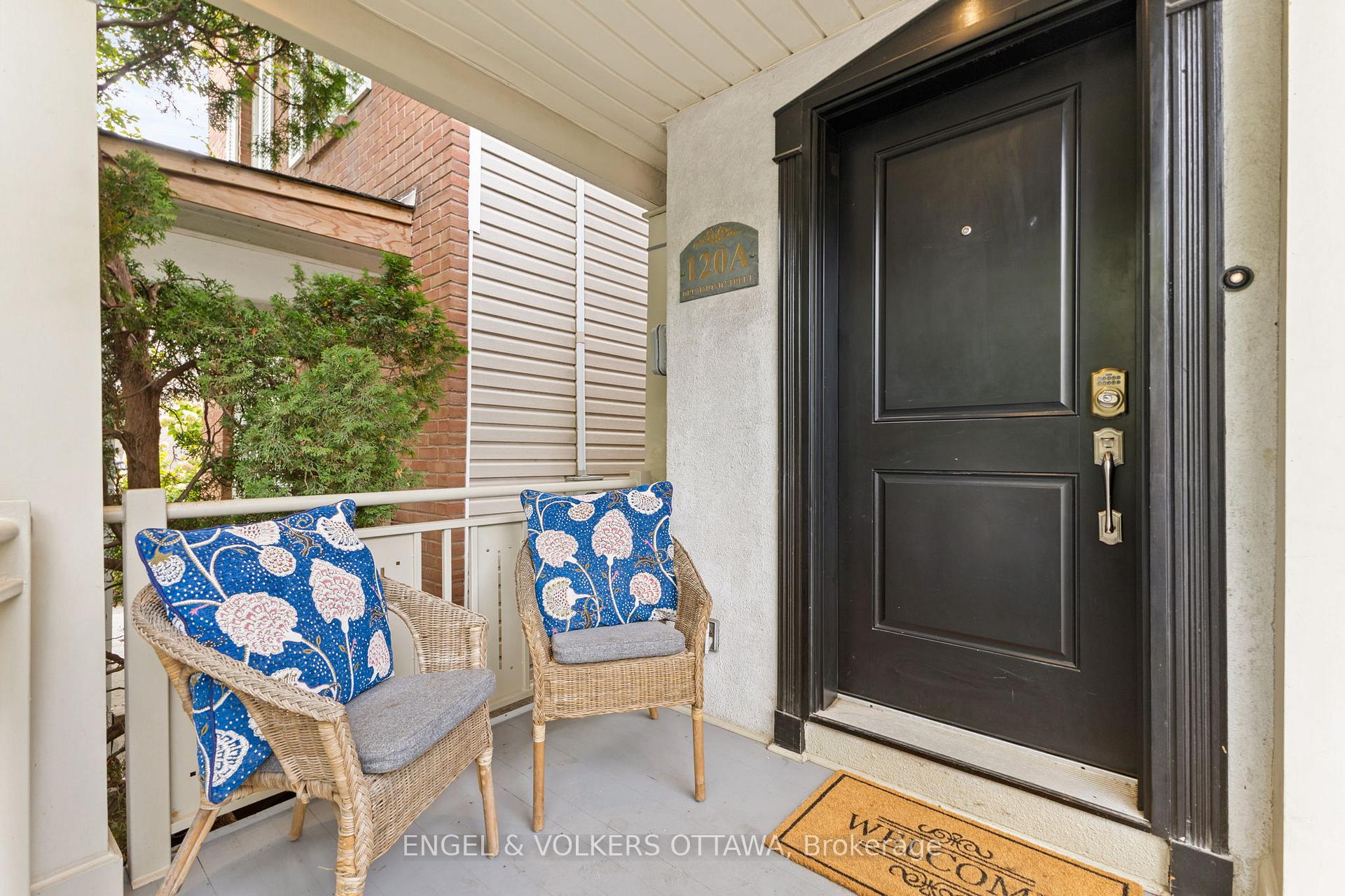 Photo 2 of Unit A, 120 Drummond Street, Ottawa, Ottawa East — HOMEH