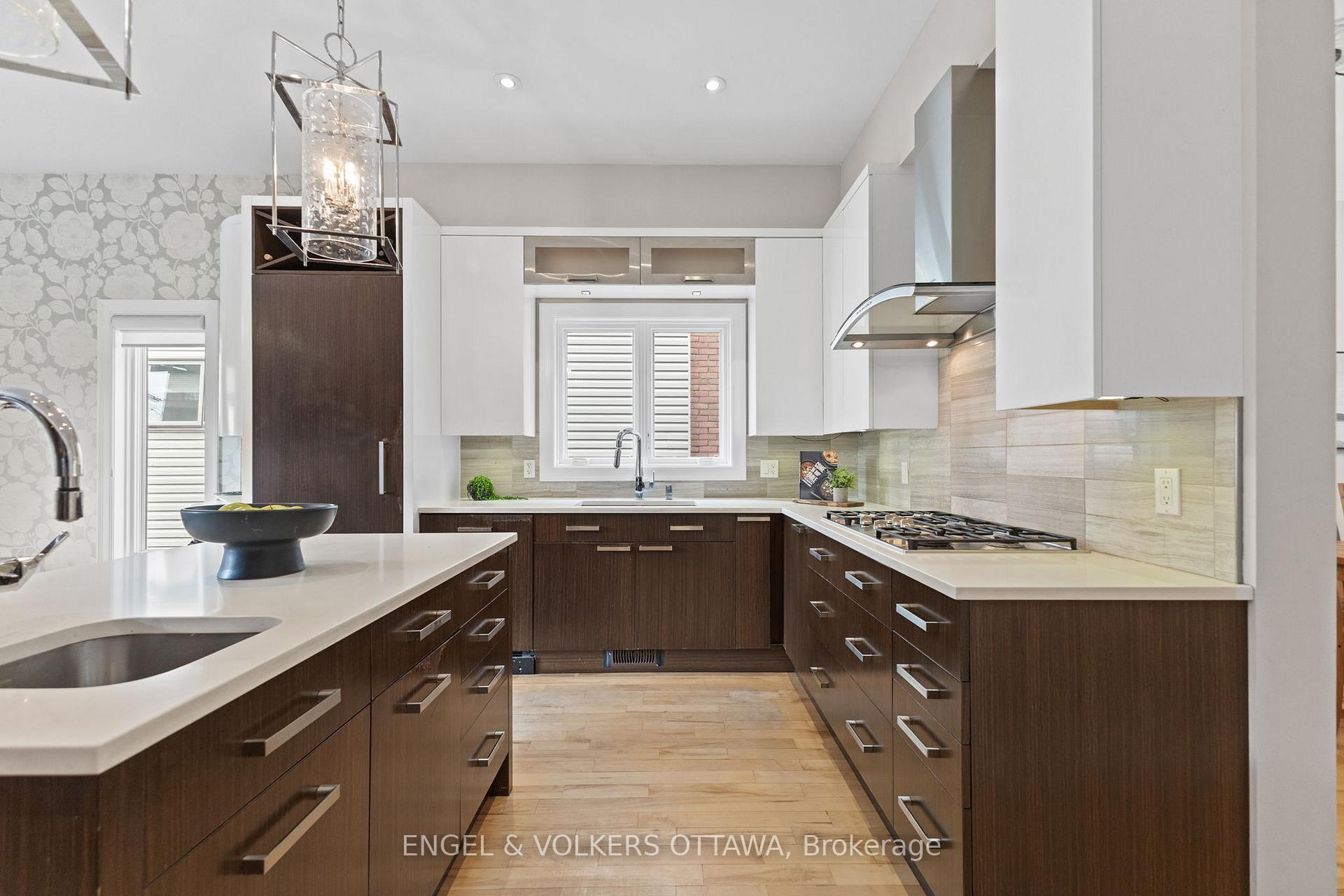 Photo 9 of Unit A, 120 Drummond Street, Ottawa, Ottawa East — HOMEH