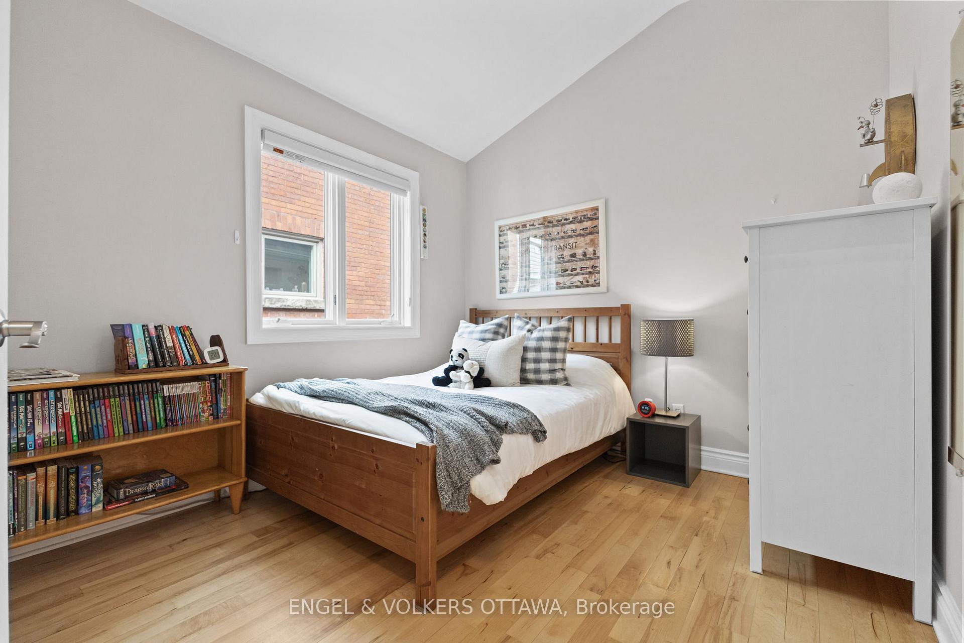 Photo 20 of Unit A, 120 Drummond Street, Ottawa, Ottawa East — HOMEH