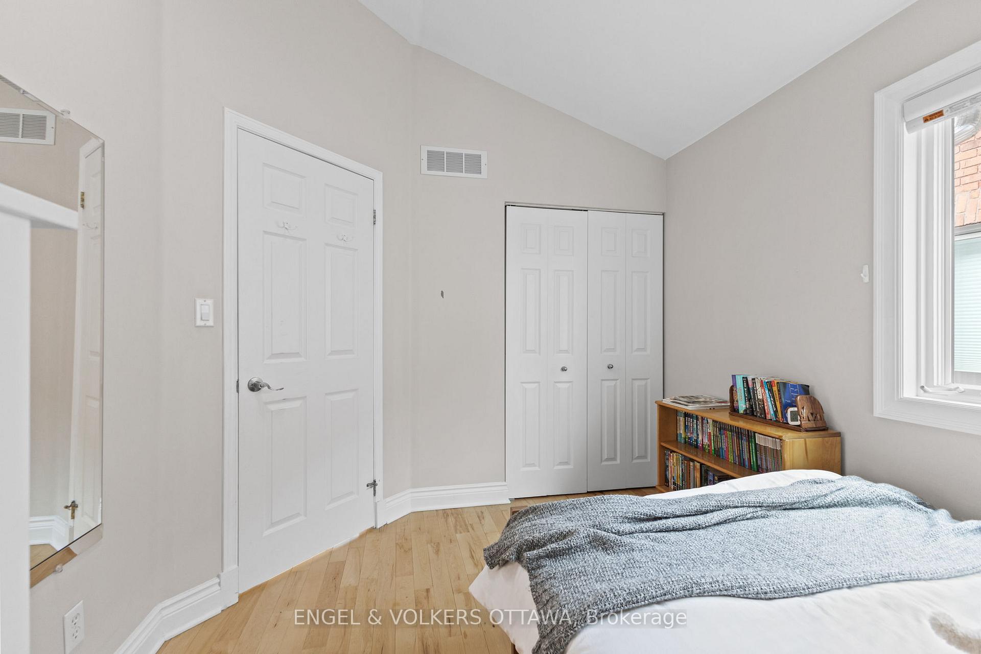 Photo 21 of Unit A, 120 Drummond Street, Ottawa, Ottawa East — HOMEH