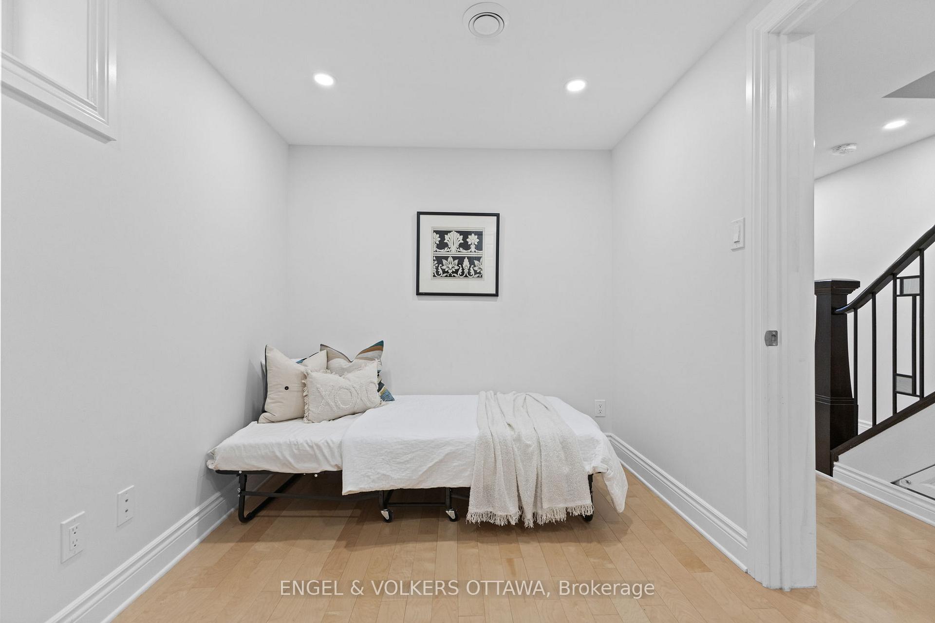 Photo 29 of Unit A, 120 Drummond Street, Ottawa, Ottawa East — HOMEH