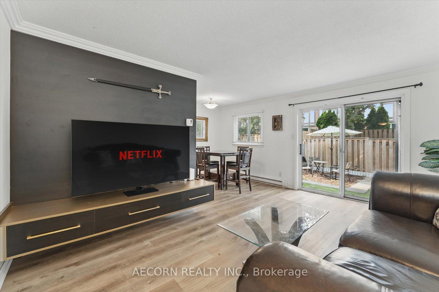 Photo 9 of 20 Harper Way, Markham, Aileen-Willowbrook — HOMEH