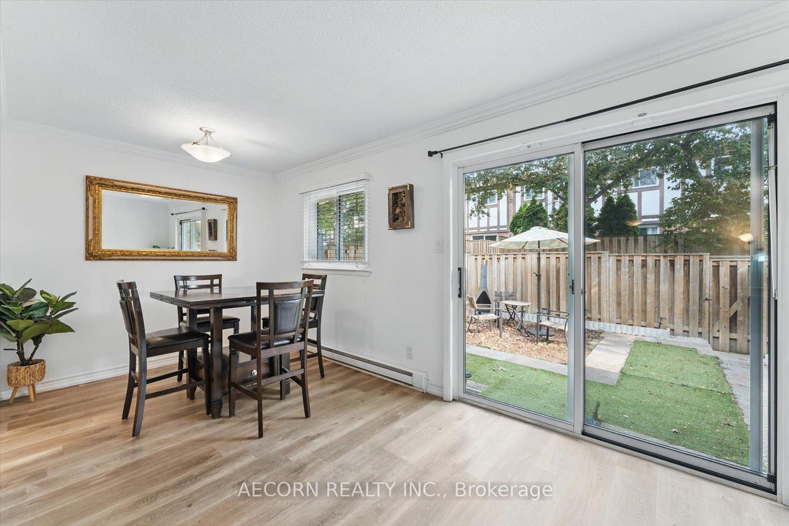 Photo 10 of 20 Harper Way, Markham, Aileen-Willowbrook — HOMEH