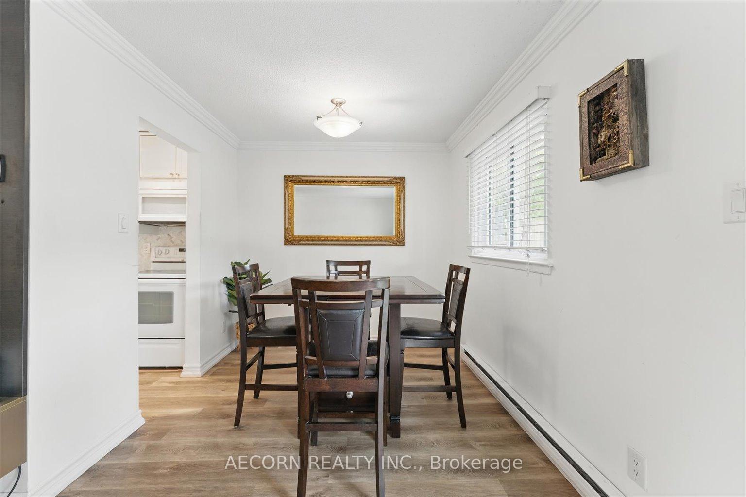 Photo 11 of 20 Harper Way, Markham, Aileen-Willowbrook — HOMEH