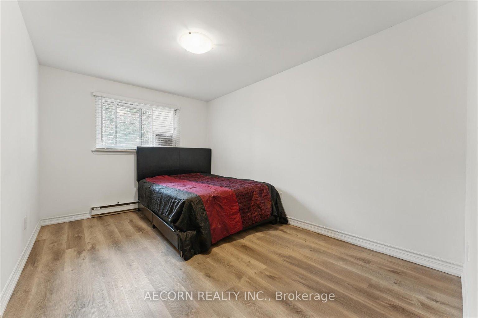Photo 19 of 20 Harper Way, Markham, Aileen-Willowbrook — HOMEH