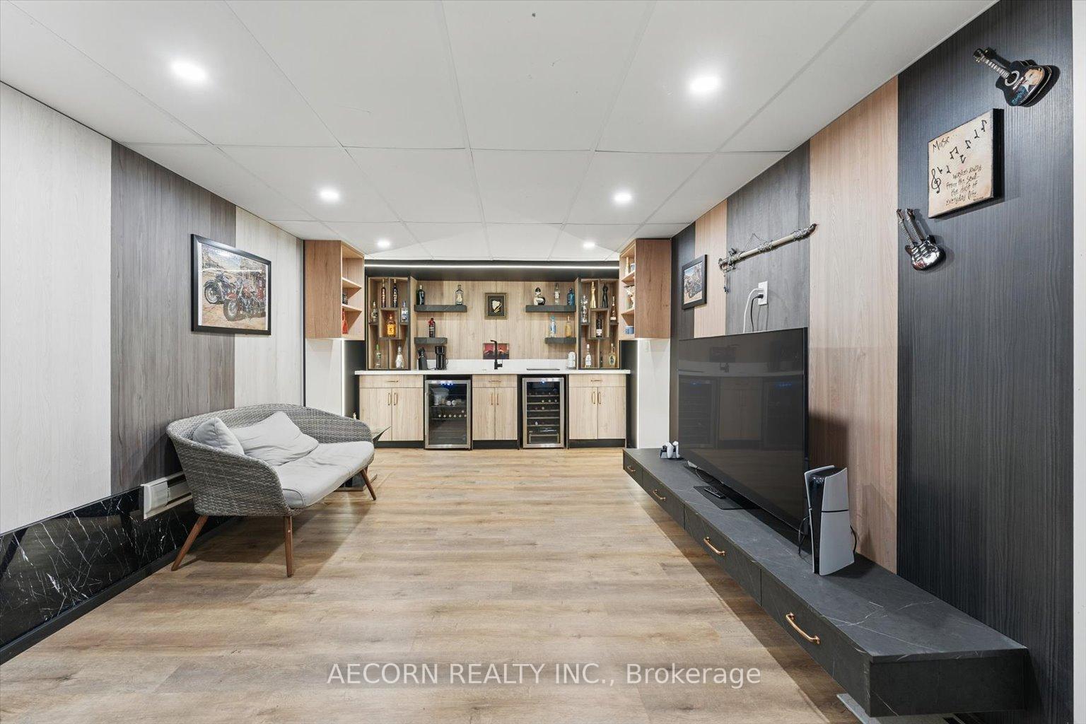 Photo 32 of 20 Harper Way, Markham, Aileen-Willowbrook — HOMEH