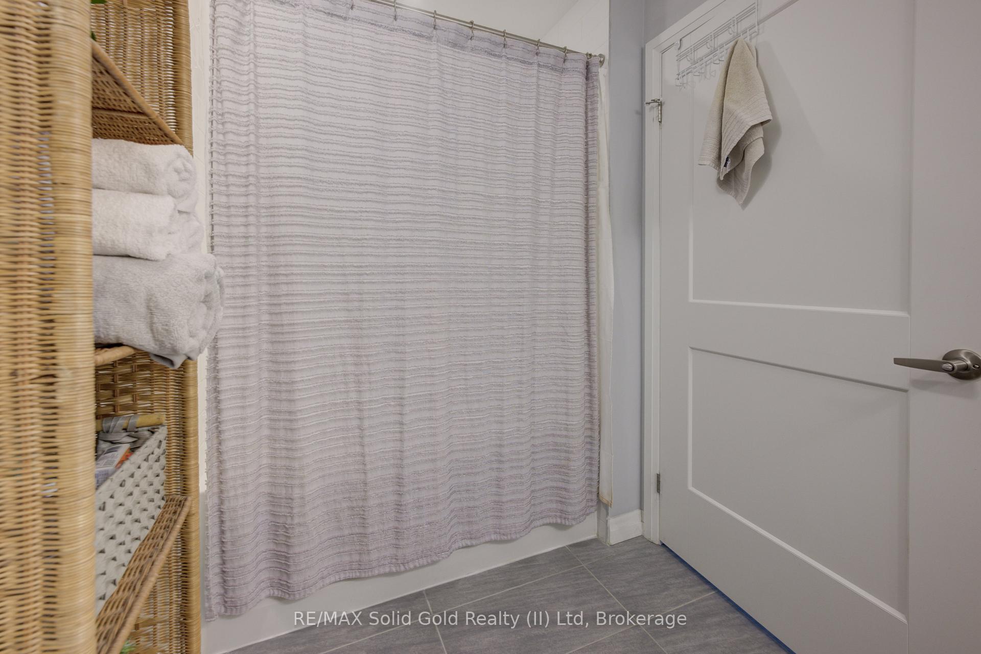 Photo 11 of Unit 1504, 108 Garment Street, Kitchener — HOMEH