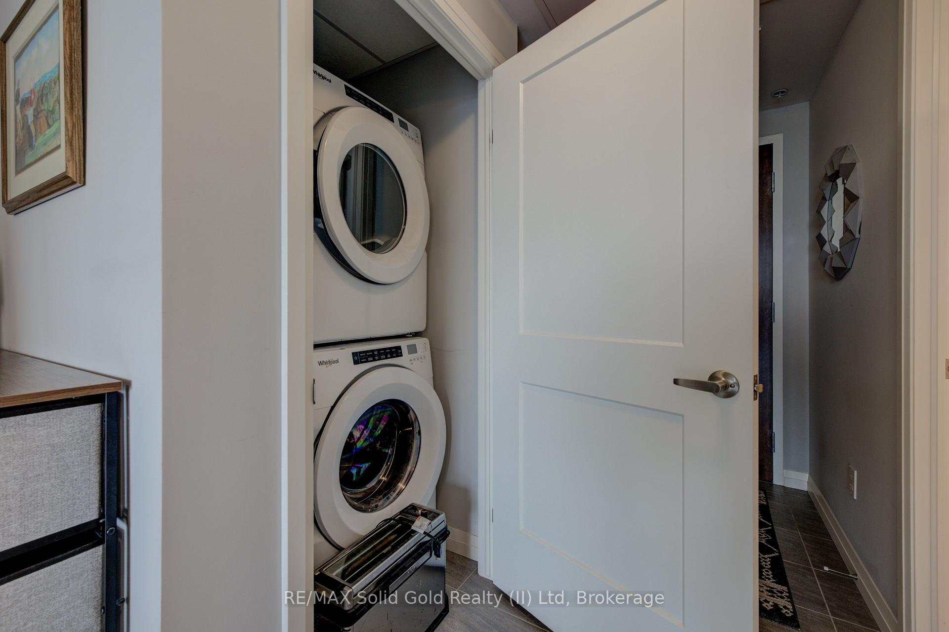 Photo 12 of Unit 1504, 108 Garment Street, Kitchener — HOMEH