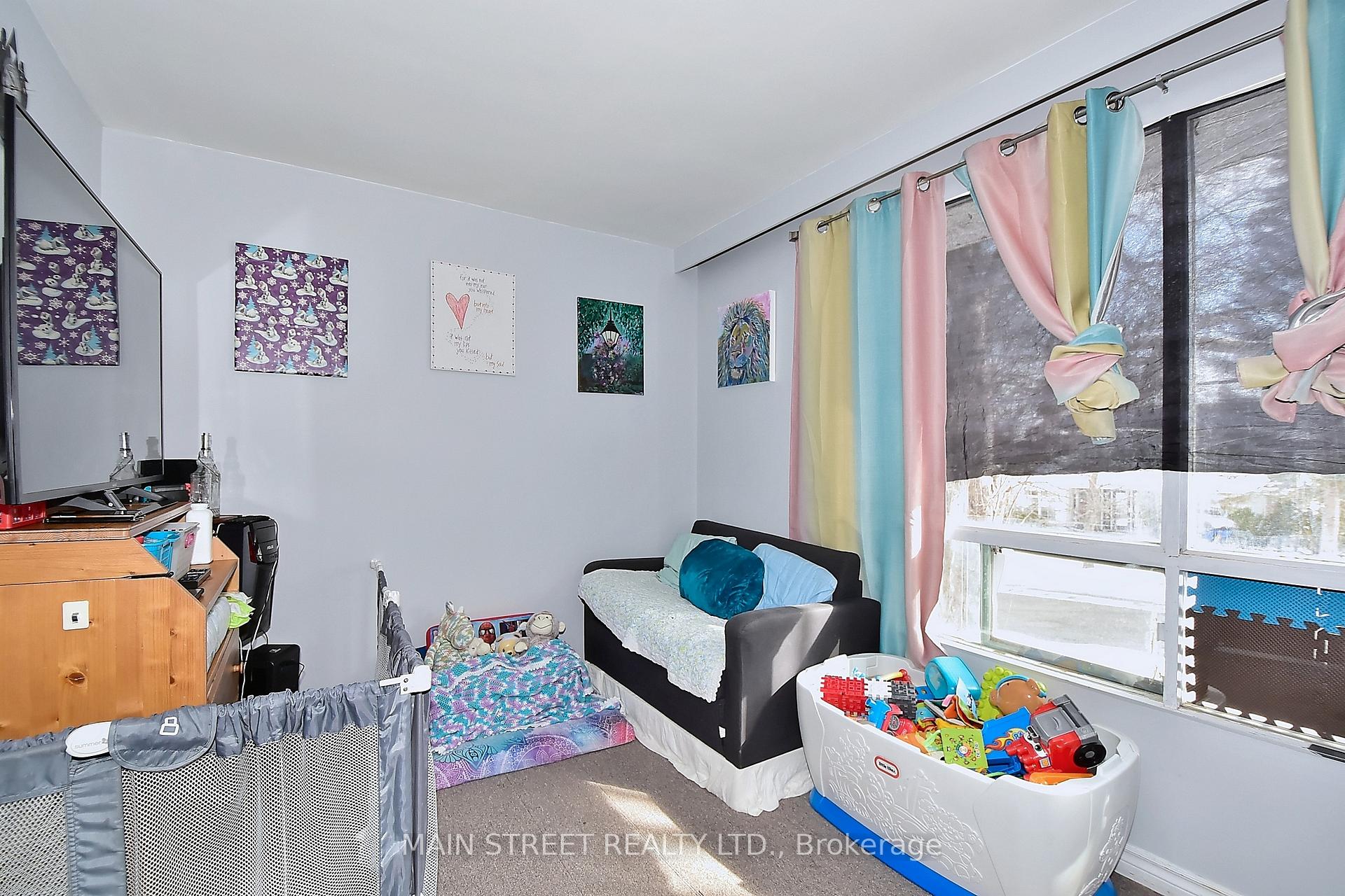 Photo 3 of 88 Spruce Street, Aurora, Aurora Village — HOMEH