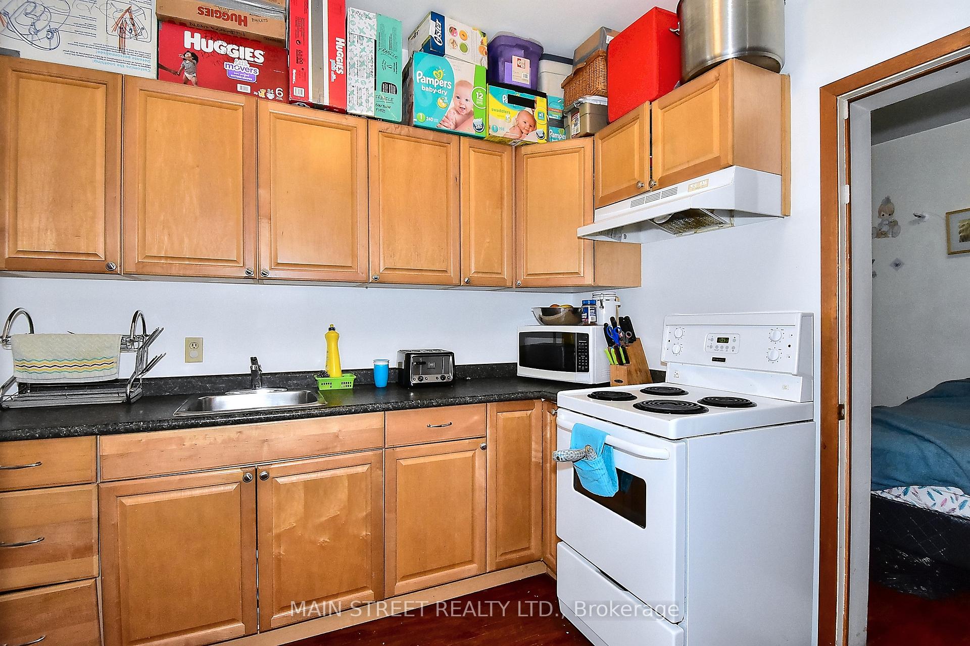 Photo 4 of 88 Spruce Street, Aurora, Aurora Village — HOMEH