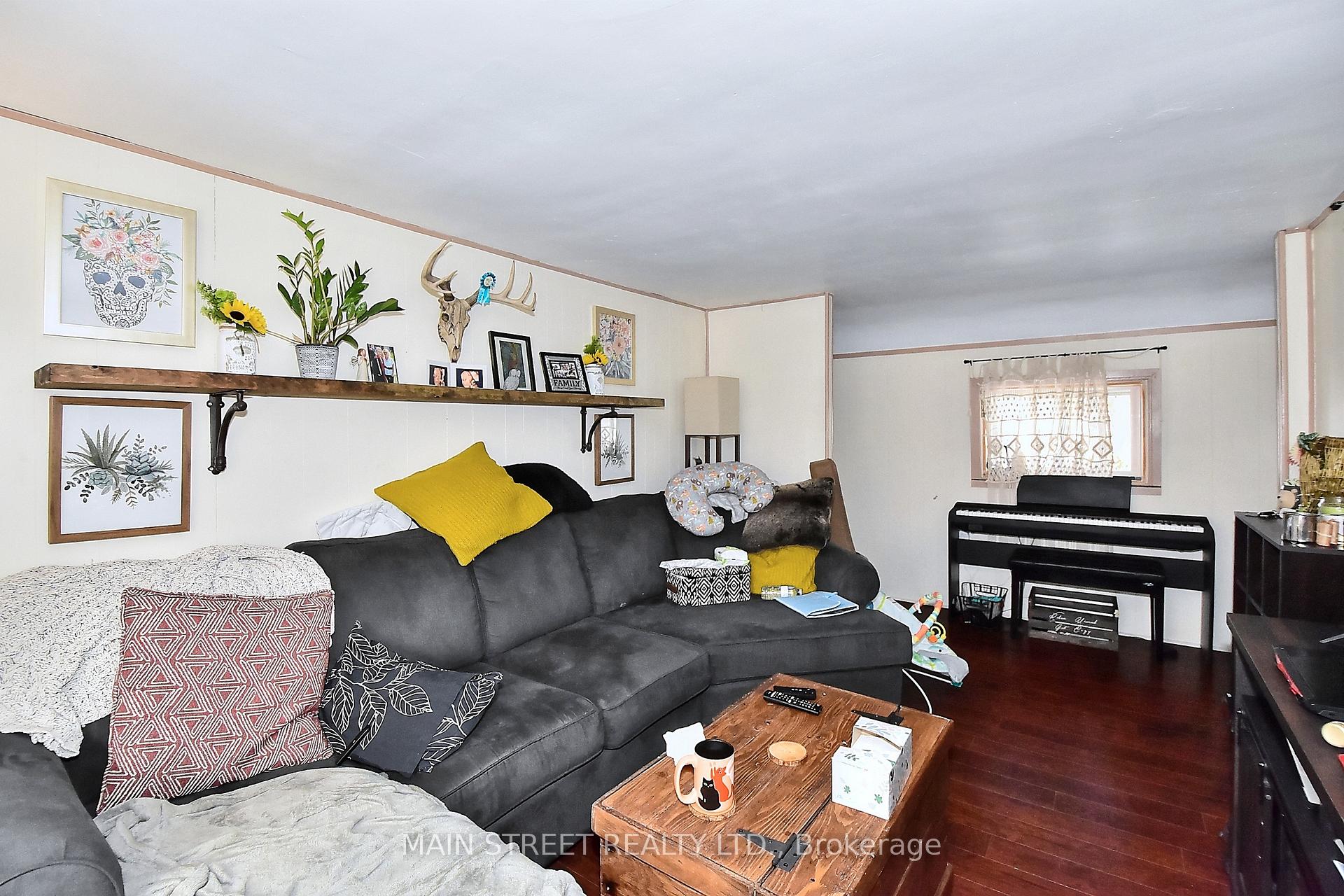 Photo 12 of 88 Spruce Street, Aurora, Aurora Village — HOMEH