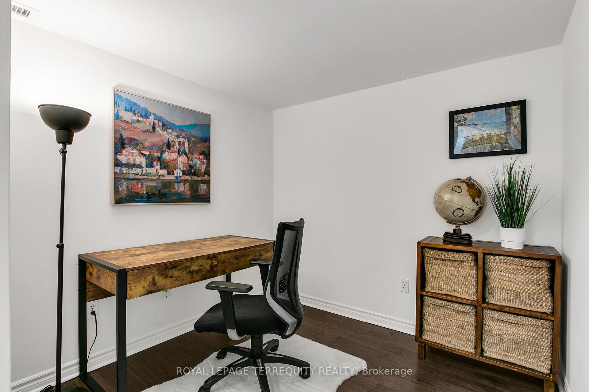 Photo 17 of Unit 501, 253 Merton Street, Toronto, Mount Pleasant West — HOMEH