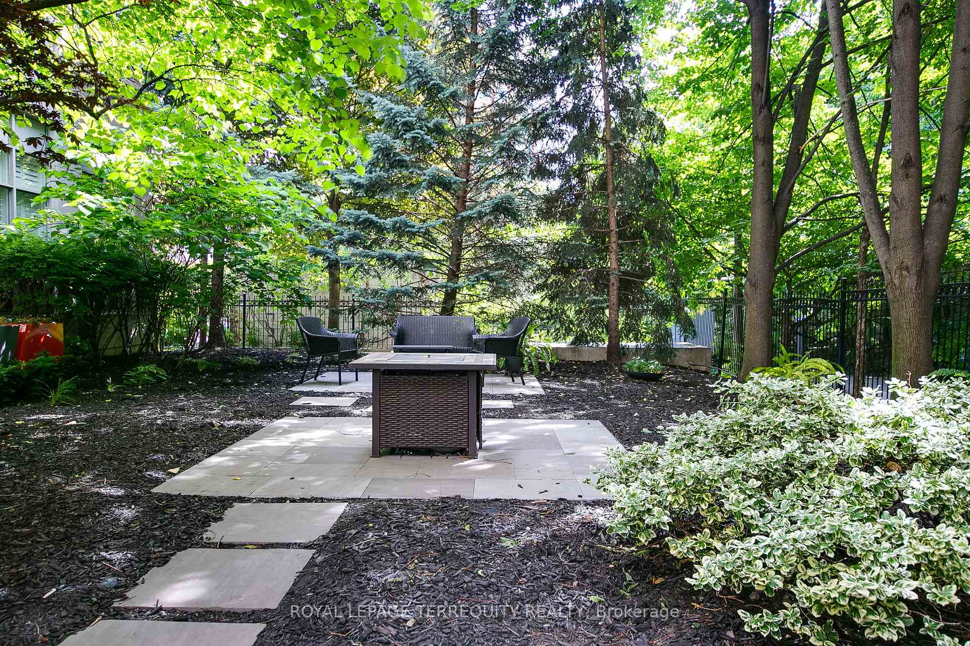 Photo 34 of Unit 501, 253 Merton Street, Toronto, Mount Pleasant West — HOMEH