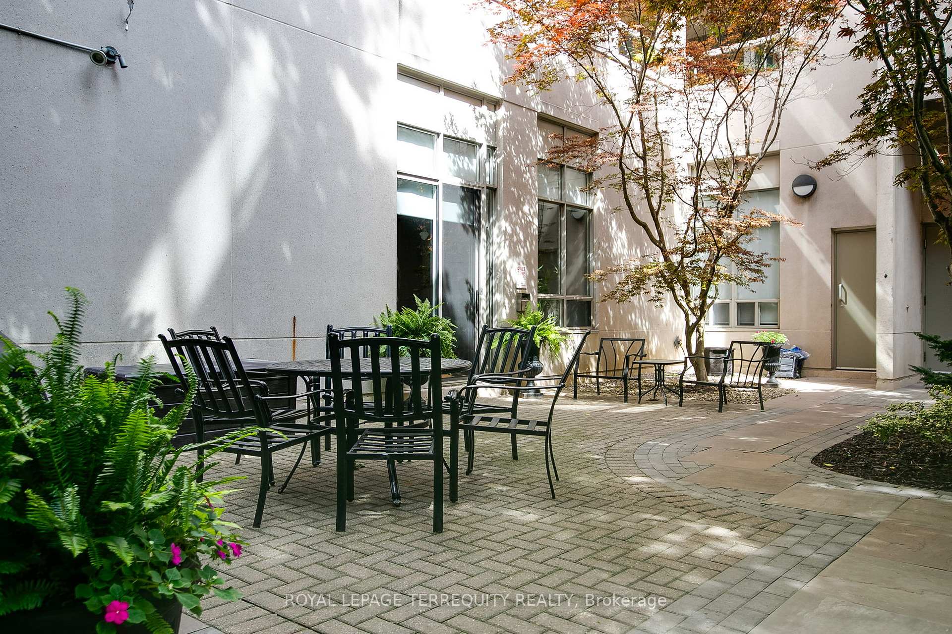 Photo 35 of Unit 501, 253 Merton Street, Toronto, Mount Pleasant West — HOMEH