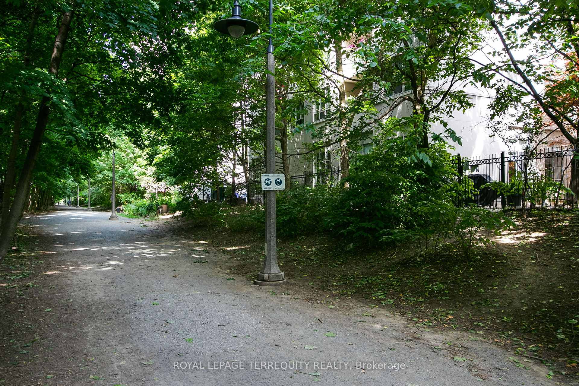 Photo 37 of Unit 501, 253 Merton Street, Toronto, Mount Pleasant West — HOMEH