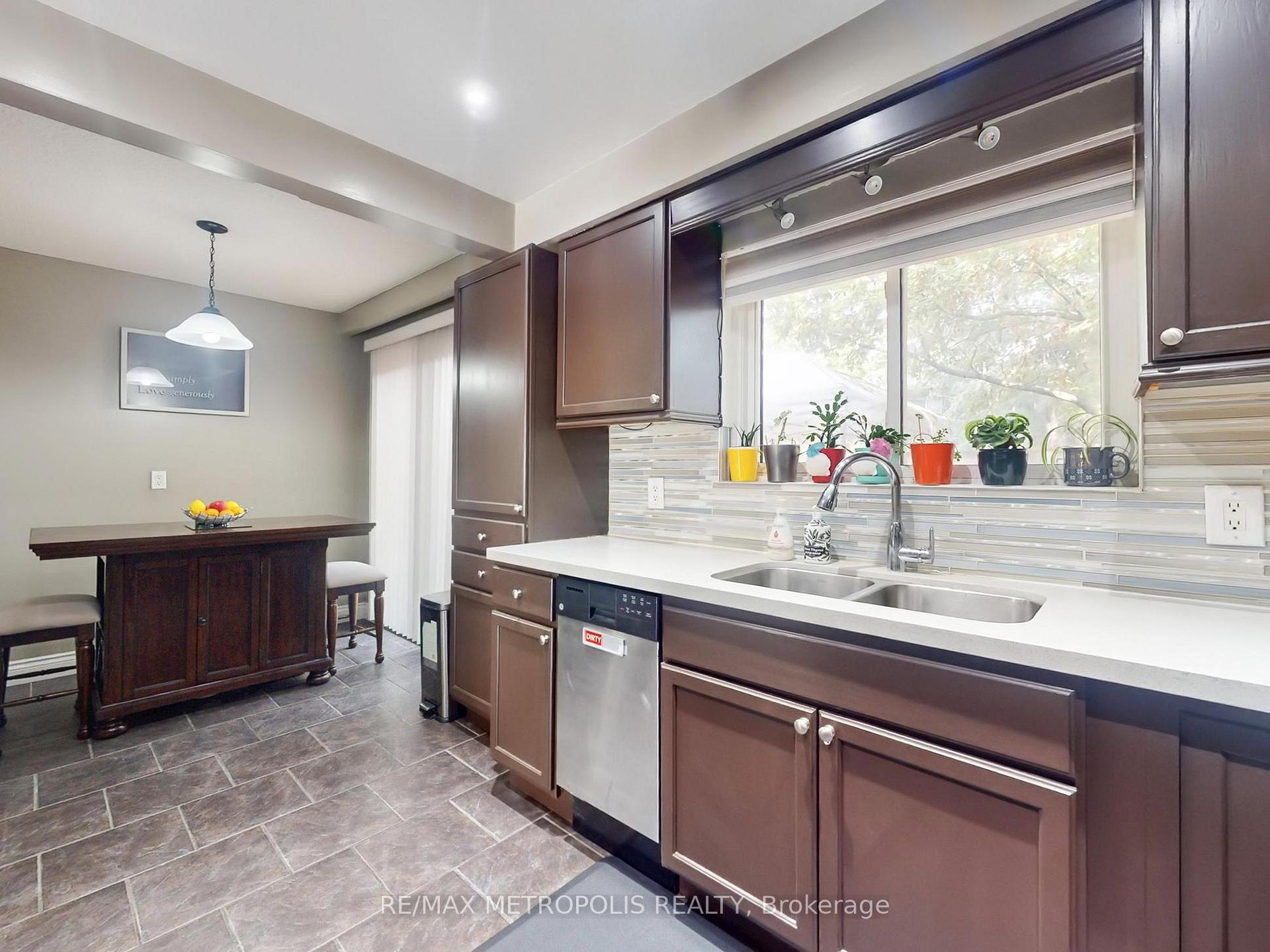 Photo 36 of Unit 4040, 44 Willows Lane, Ajax, Central West — HOMEH