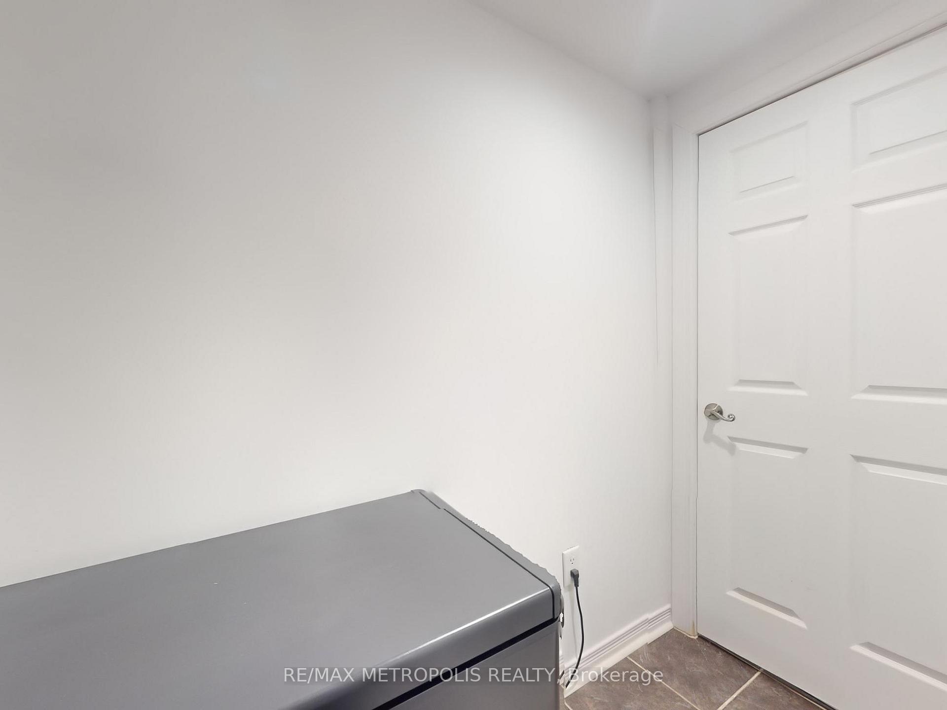 Photo 131 of Unit 4040, 44 Willows Lane, Ajax, Central West — HOMEH