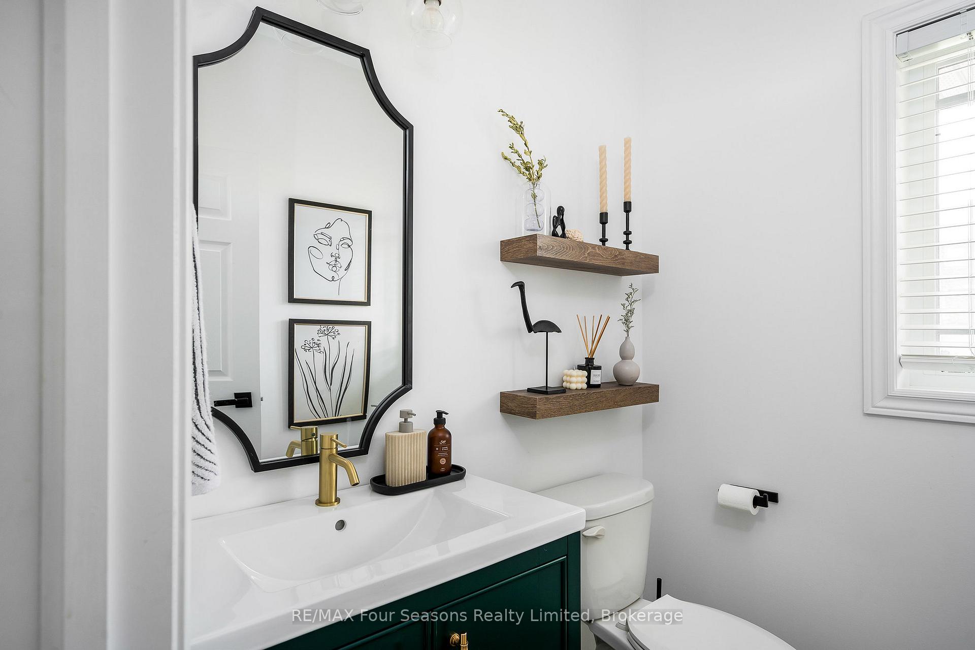 Photo 5 of 17 Spencer Street, Collingwood — HOMEH