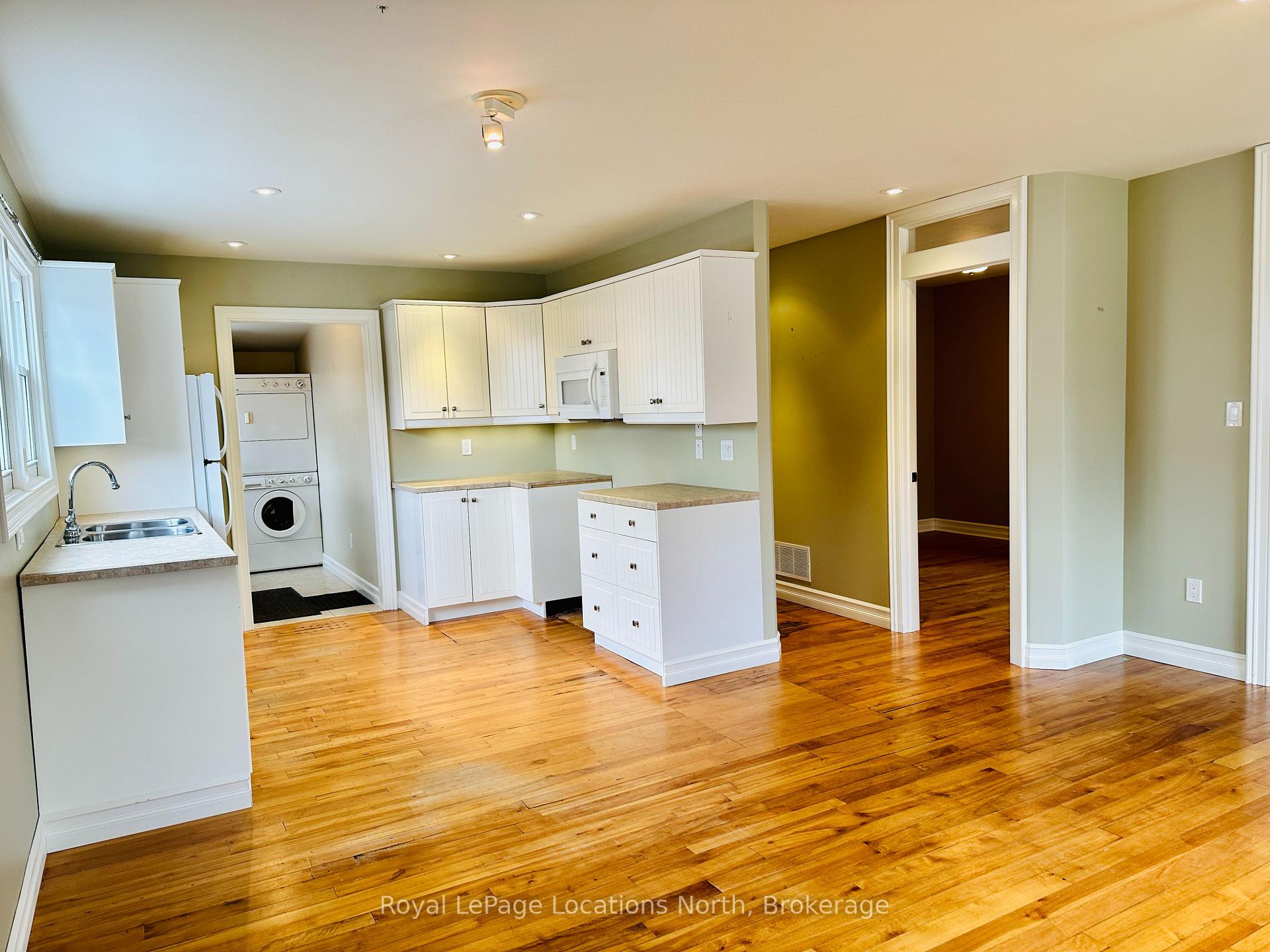 Photo 3 of 68 Maple Street, Collingwood — HOMEH