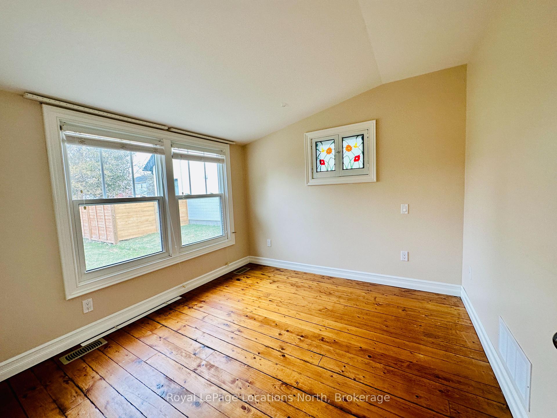 Photo 17 of 68 Maple Street, Collingwood — HOMEH