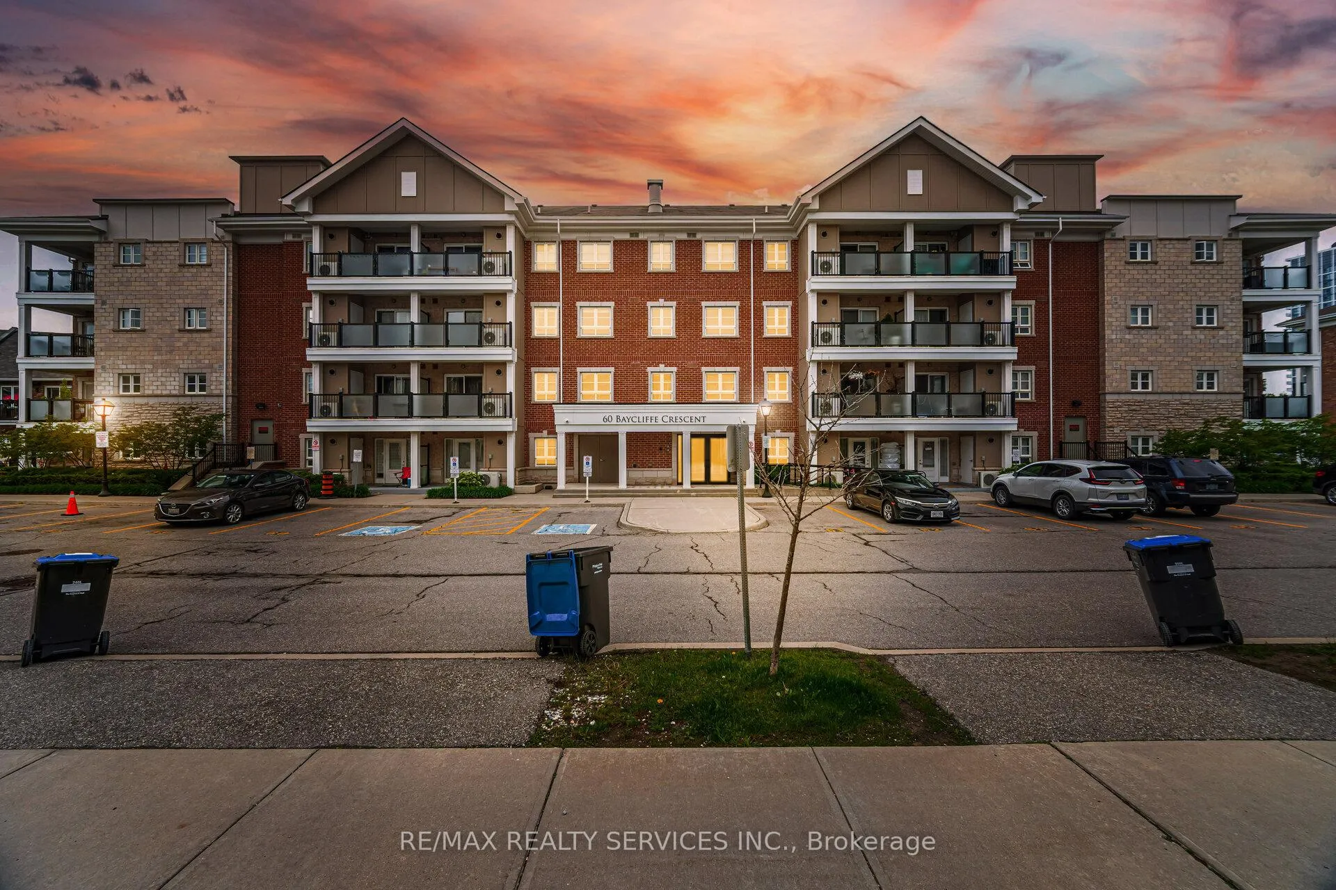 Photo 1 of Unit 301, 60 Baycliffe Crescent, Brampton, Northwest Brampton — HOMEH