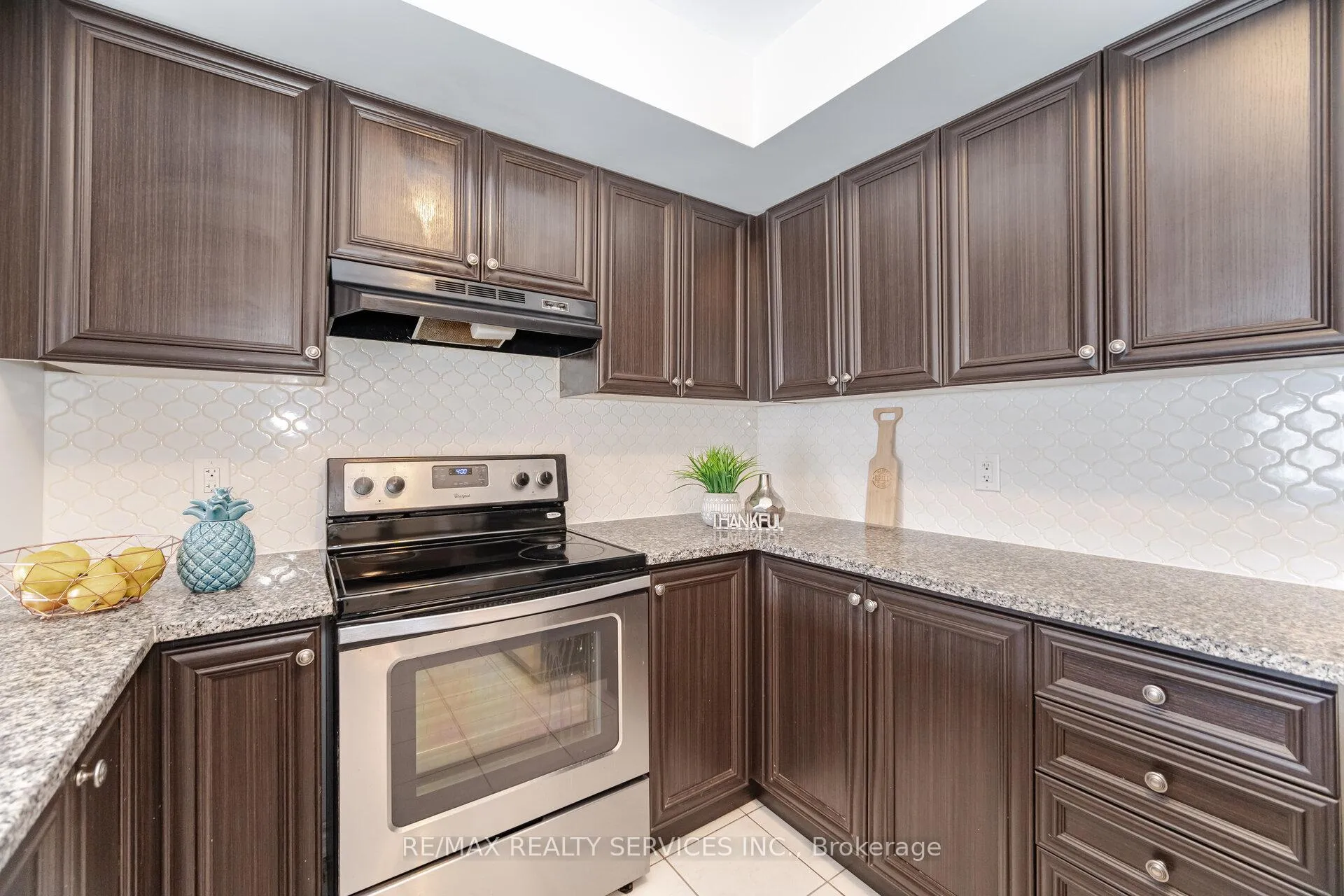 Photo 10 of Unit 301, 60 Baycliffe Crescent, Brampton, Northwest Brampton — HOMEH