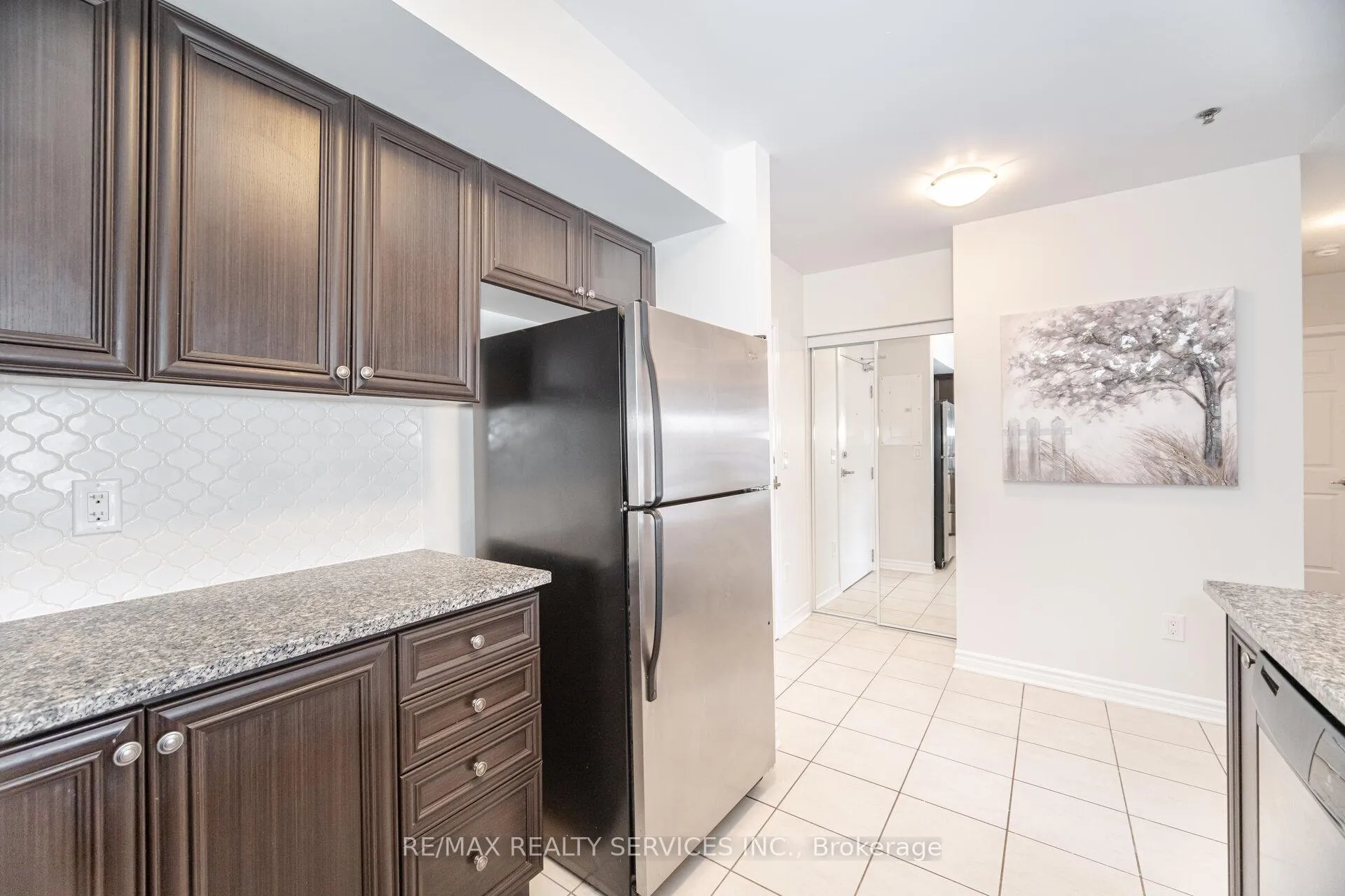 Photo 11 of Unit 301, 60 Baycliffe Crescent, Brampton, Northwest Brampton — HOMEH