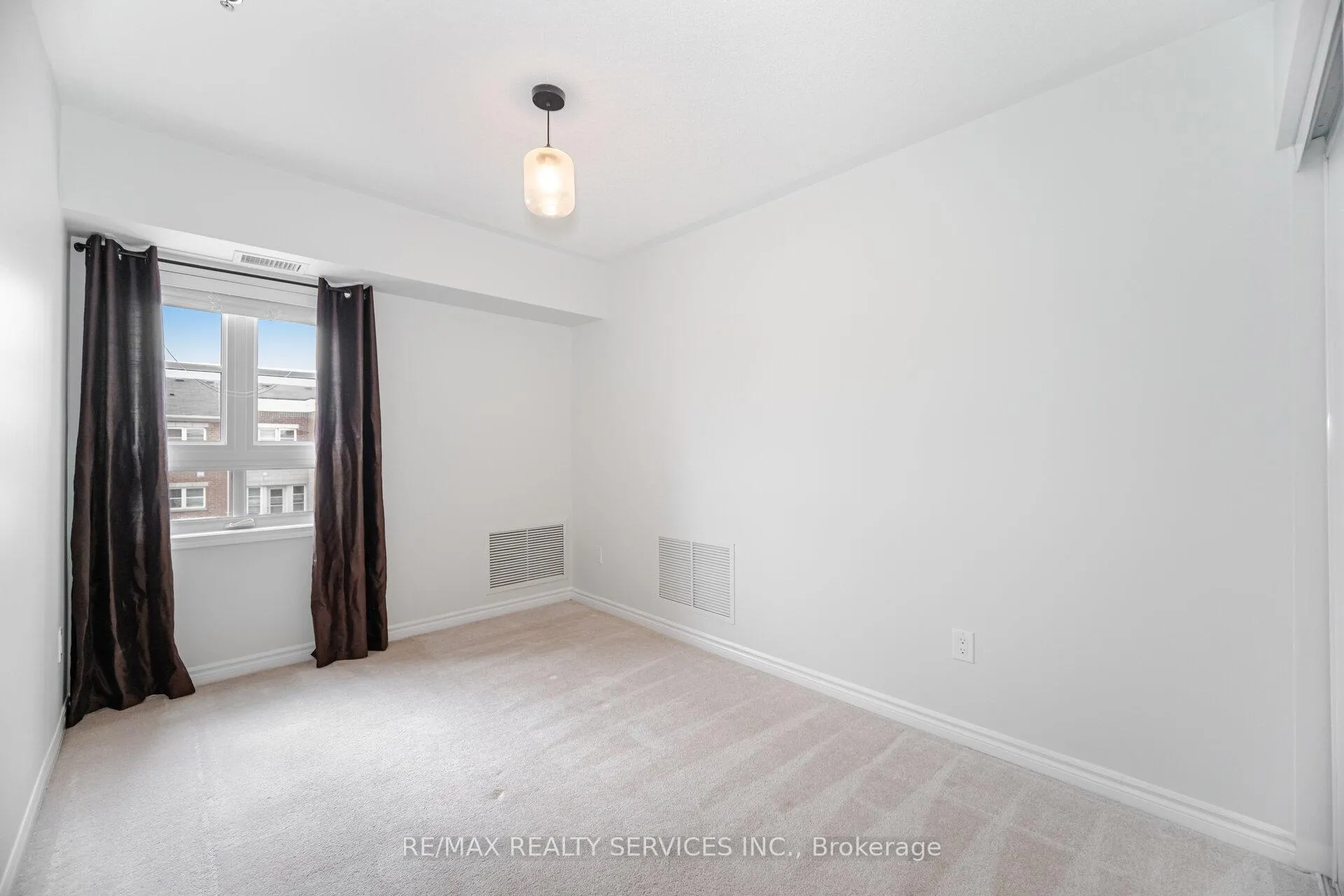 Photo 26 of Unit 301, 60 Baycliffe Crescent, Brampton, Northwest Brampton — HOMEH