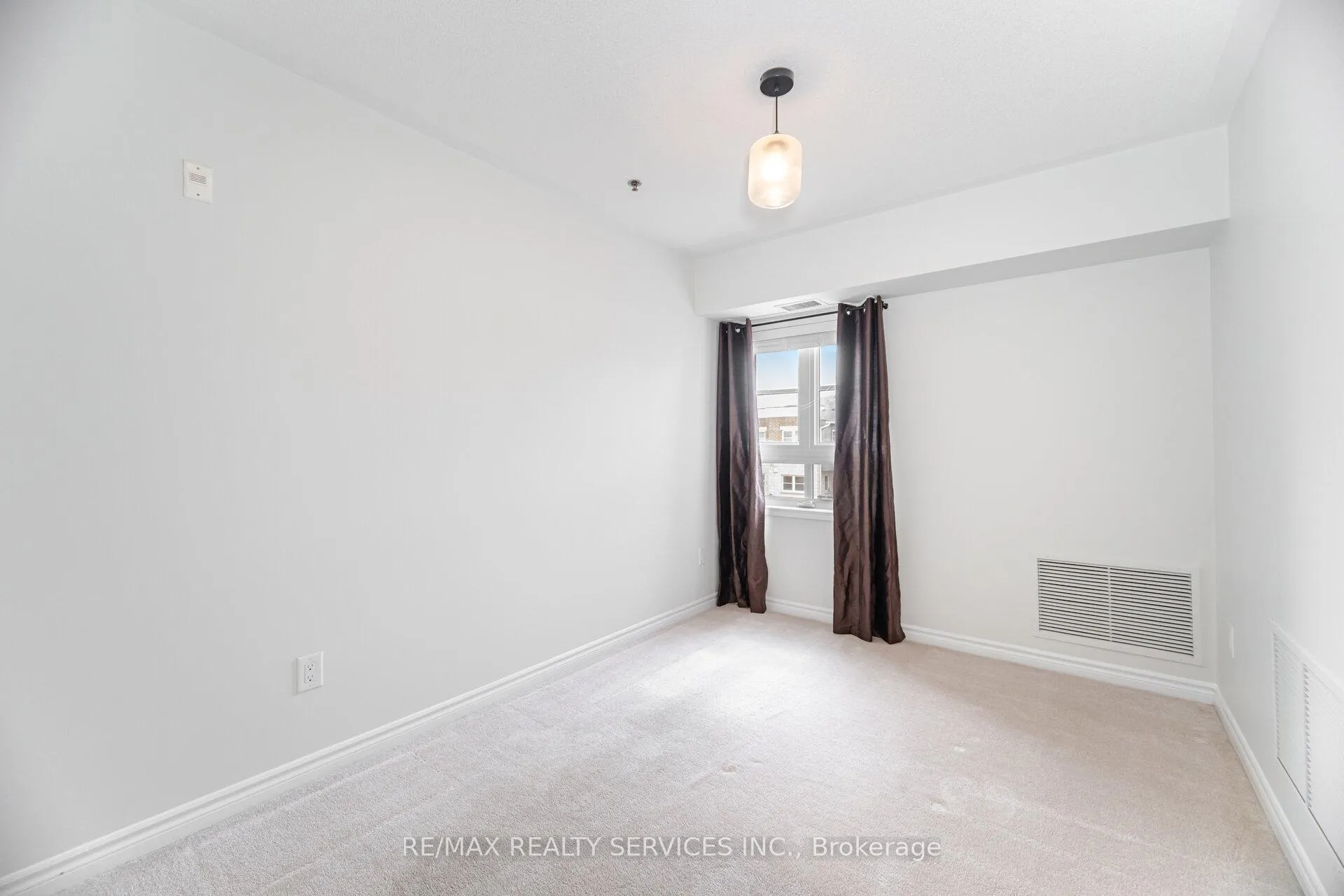 Photo 27 of Unit 301, 60 Baycliffe Crescent, Brampton, Northwest Brampton — HOMEH