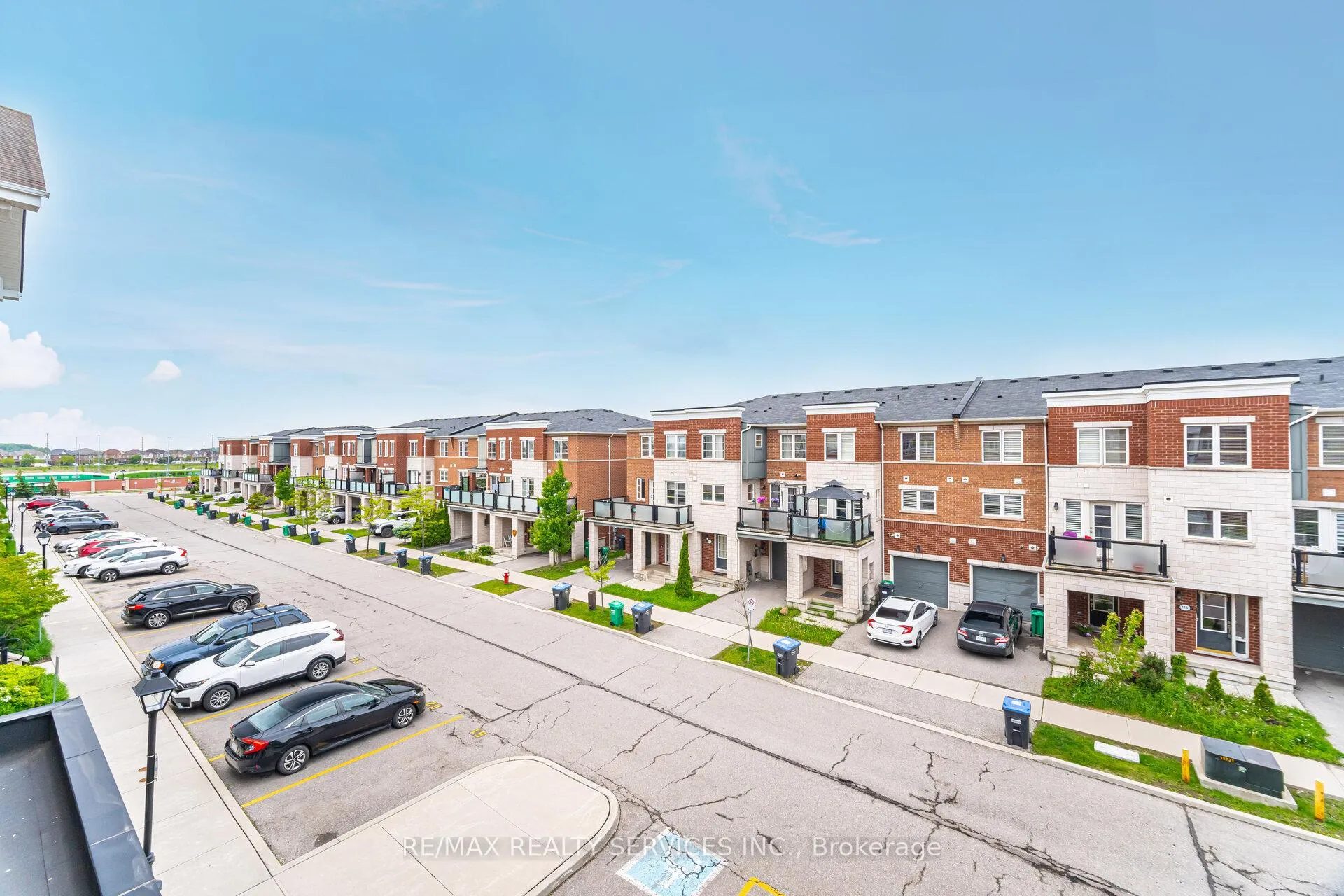 Photo 37 of Unit 301, 60 Baycliffe Crescent, Brampton, Northwest Brampton — HOMEH