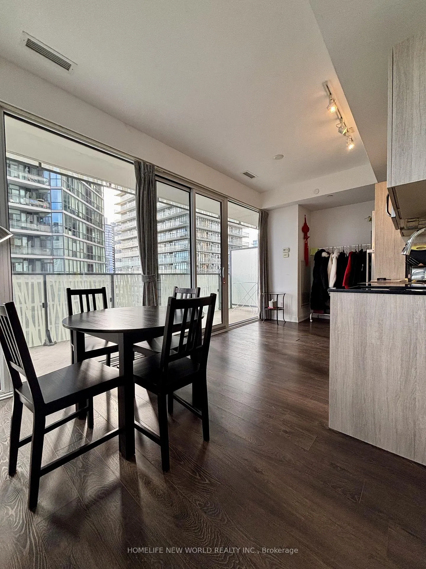 Photo 9 of Unit 2202, 42 Charles Street E, Toronto, Church-Yonge Corridor — HOMEH