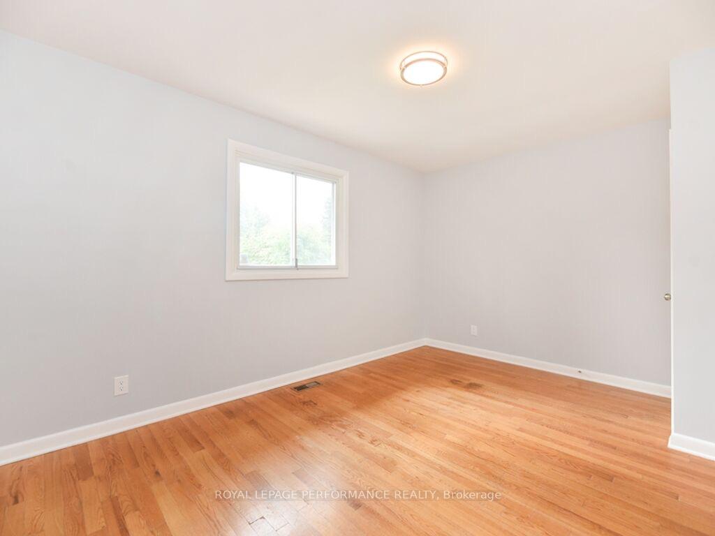 Photo 13 of Unit 1, 945 Goren Avenue, Ottawa, Elmvale Acres/Urbandale — HOMEH