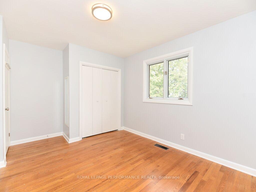 Photo 14 of Unit 1, 945 Goren Avenue, Ottawa, Elmvale Acres/Urbandale — HOMEH
