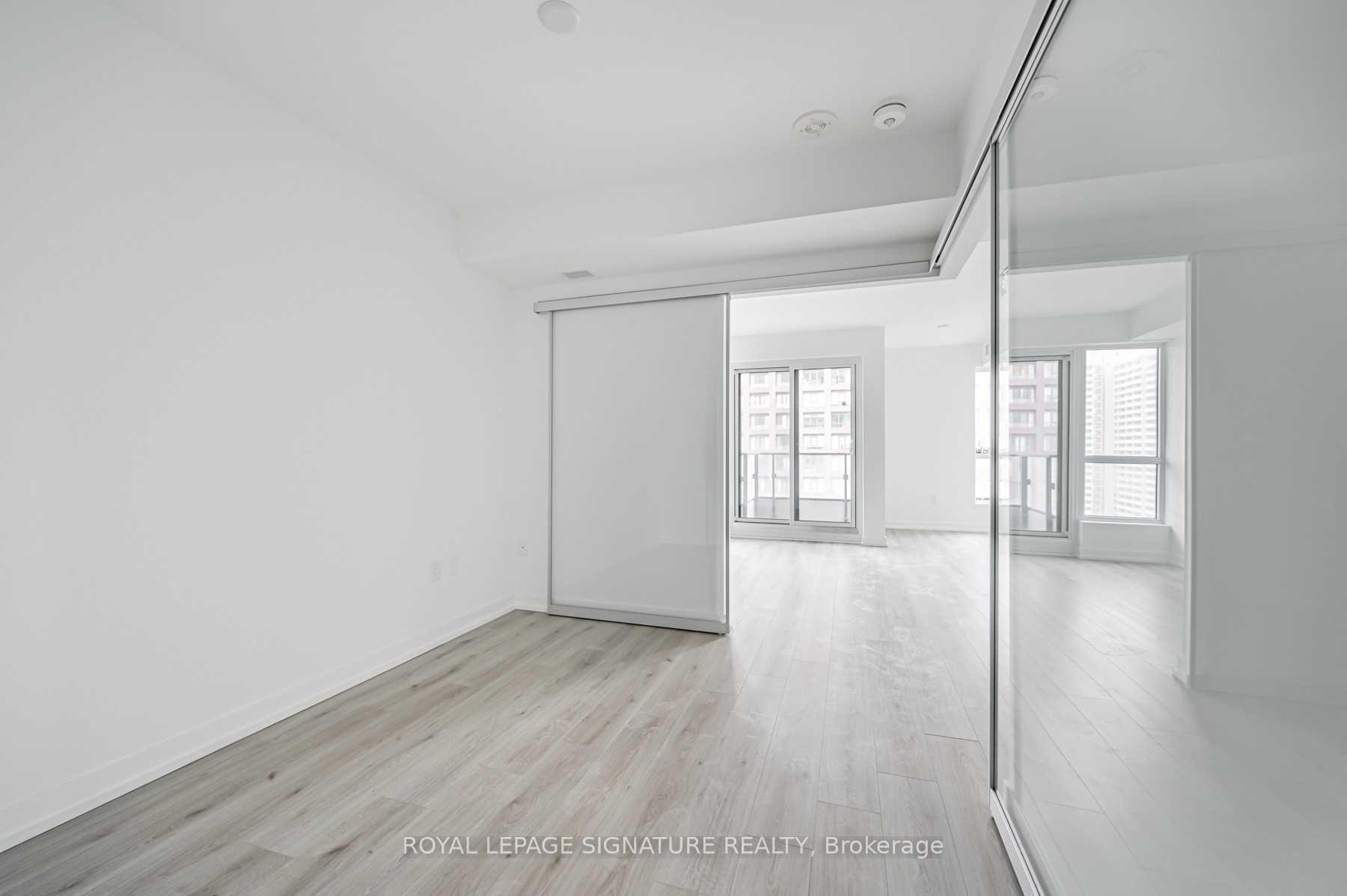 Photo 5 of Unit 1306, 395 Bloor Street E, Toronto, Cabbagetown-South St. James Town — HOMEH