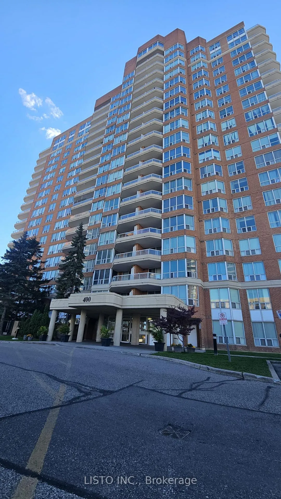 Front of Unit 210, 400 McLevin Avenue