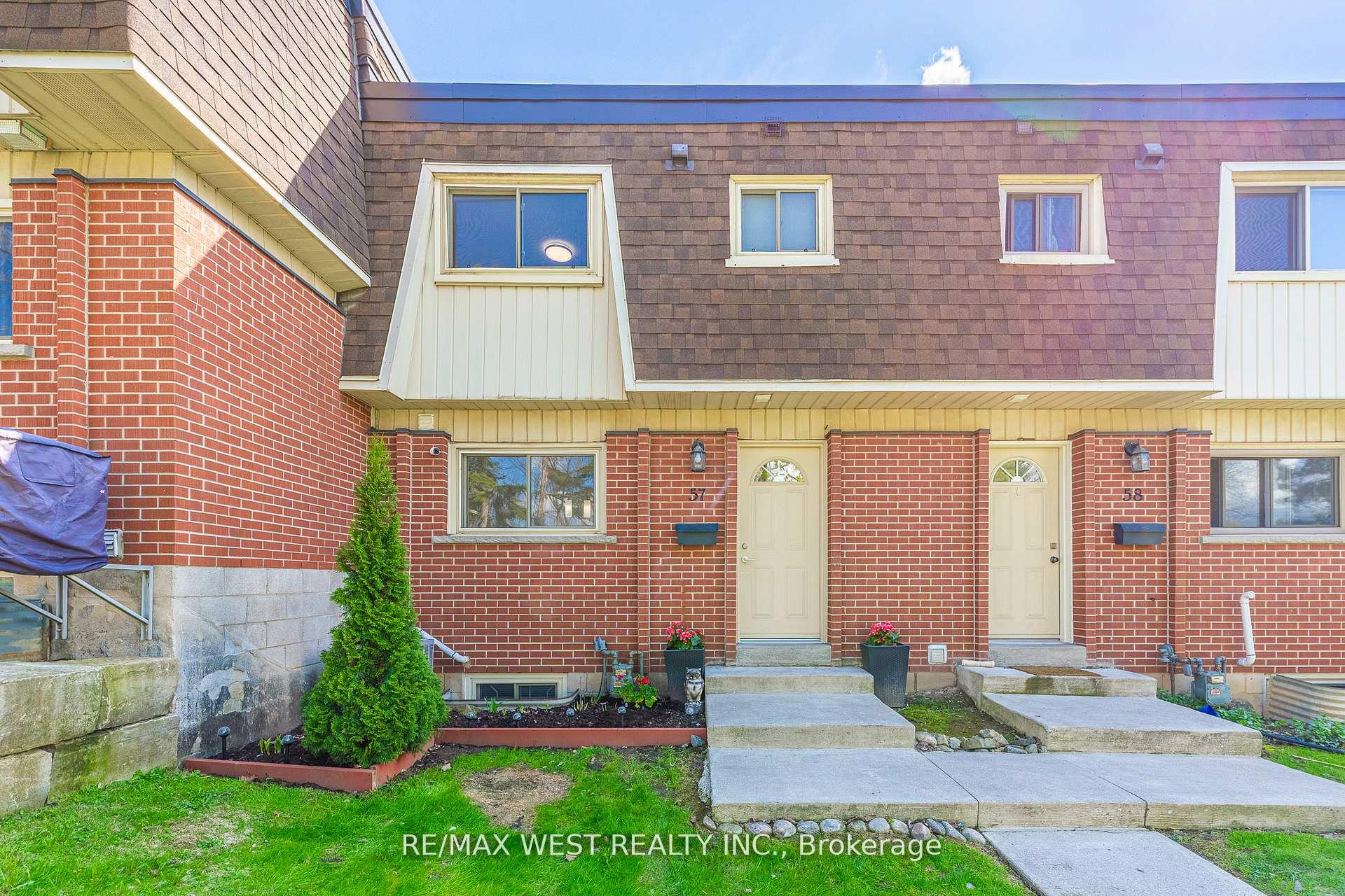 Photo 1 of Unit 57, 125 Bonaventure Drive, Hamilton, Gilbert — HOMEH
