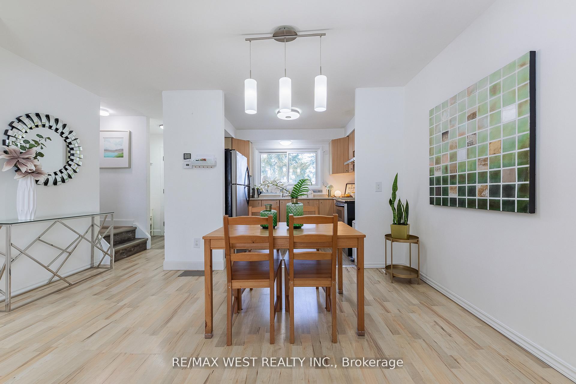 Photo 11 of Unit 57, 125 Bonaventure Drive, Hamilton, Gilbert — HOMEH