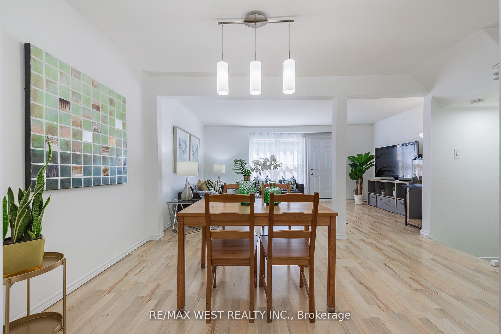 Photo 14 of Unit 57, 125 Bonaventure Drive, Hamilton, Gilbert — HOMEH