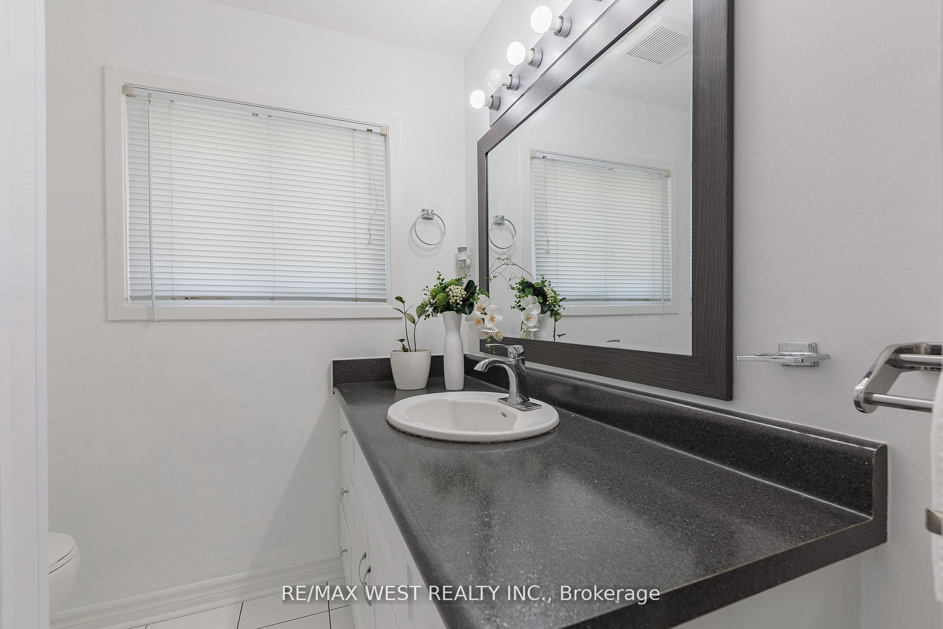 Photo 28 of Unit 57, 125 Bonaventure Drive, Hamilton, Gilbert — HOMEH