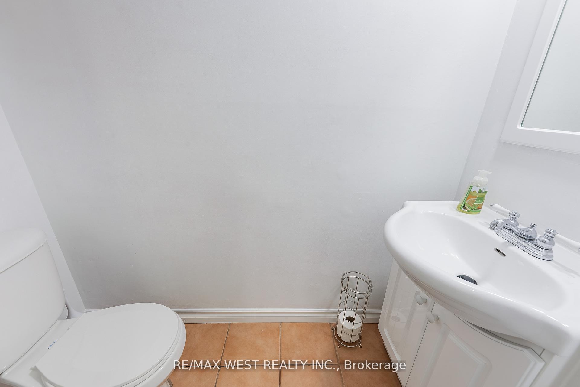 Photo 33 of Unit 57, 125 Bonaventure Drive, Hamilton, Gilbert — HOMEH
