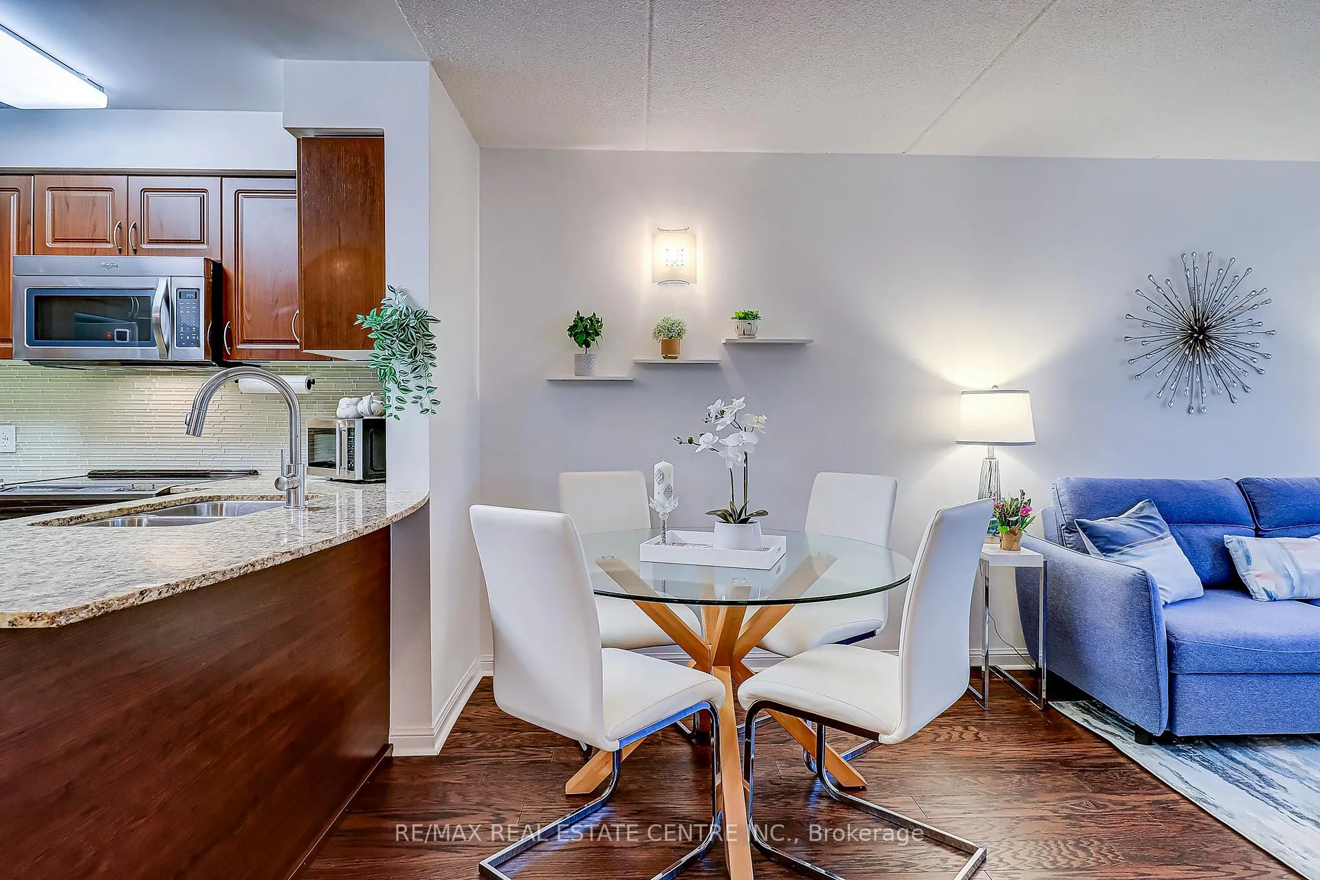 Photo 7 of Unit 216, 50 Via Rosedale Way, Brampton, Sandringham-Wellington — HOMEH