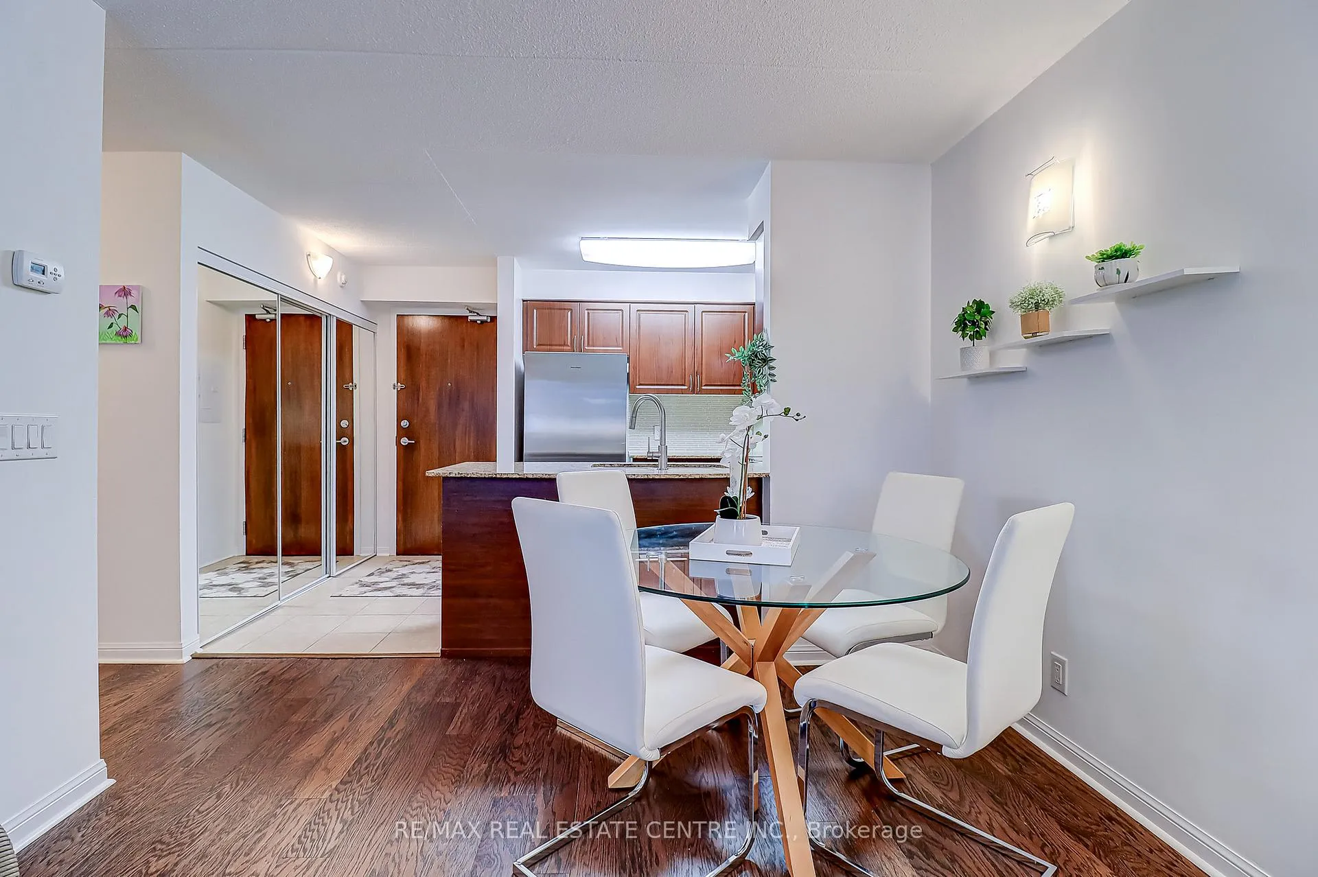 Photo 9 of Unit 216, 50 Via Rosedale Way, Brampton, Sandringham-Wellington — HOMEH