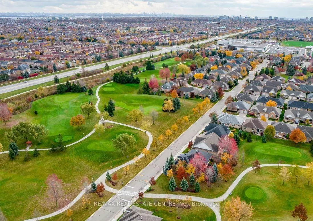 Photo 36 of Unit 216, 50 Via Rosedale Way, Brampton, Sandringham-Wellington — HOMEH