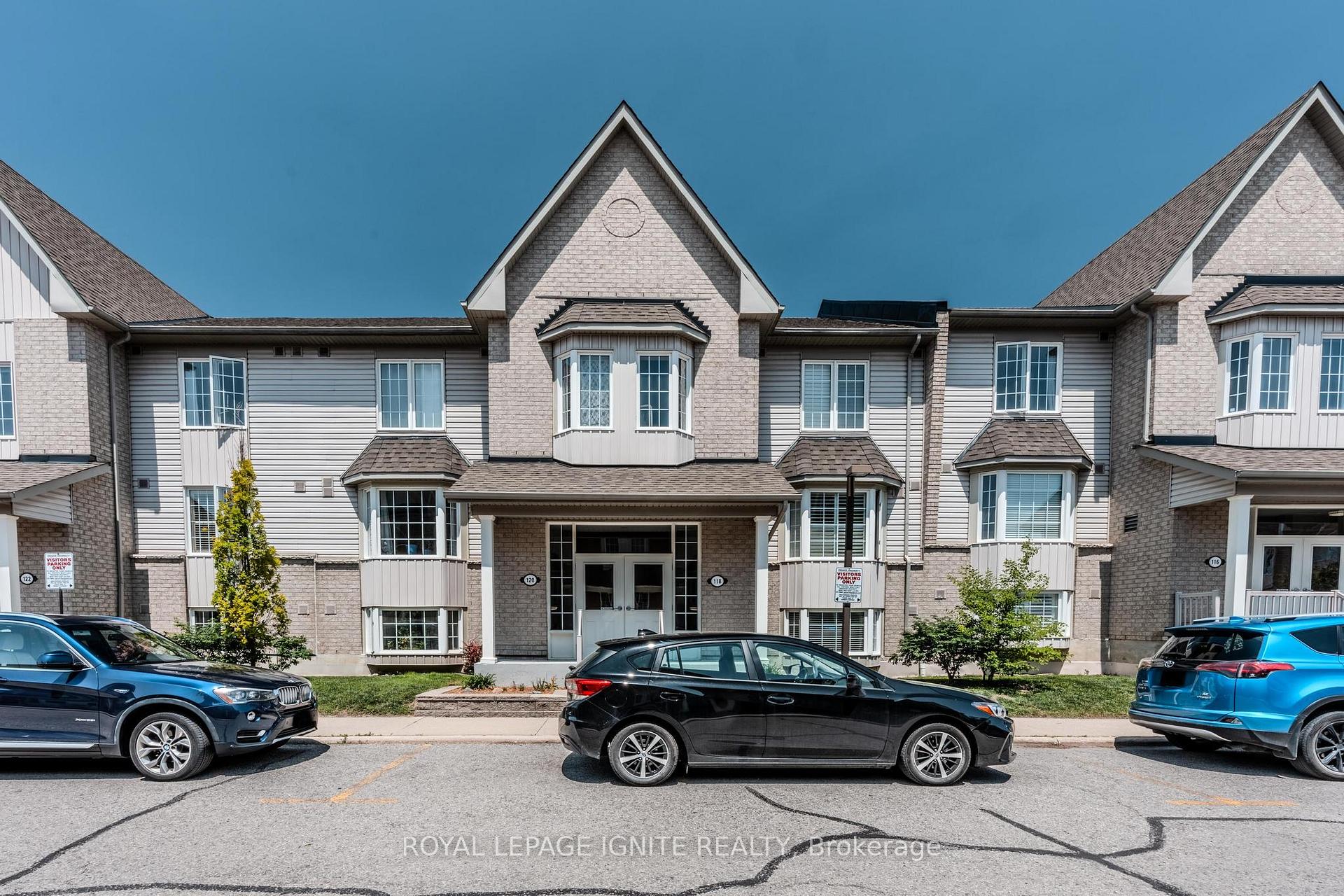 Front of Unit 3, 120 Petra Way
